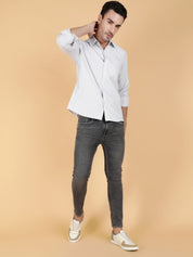 Kotty Men Relaxed Spread Collar Graphic Printed Casual Shirt