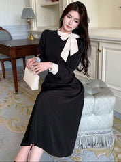 Kotty Colourblocked Tie-Up Neck Fit & Flare Midi Dress