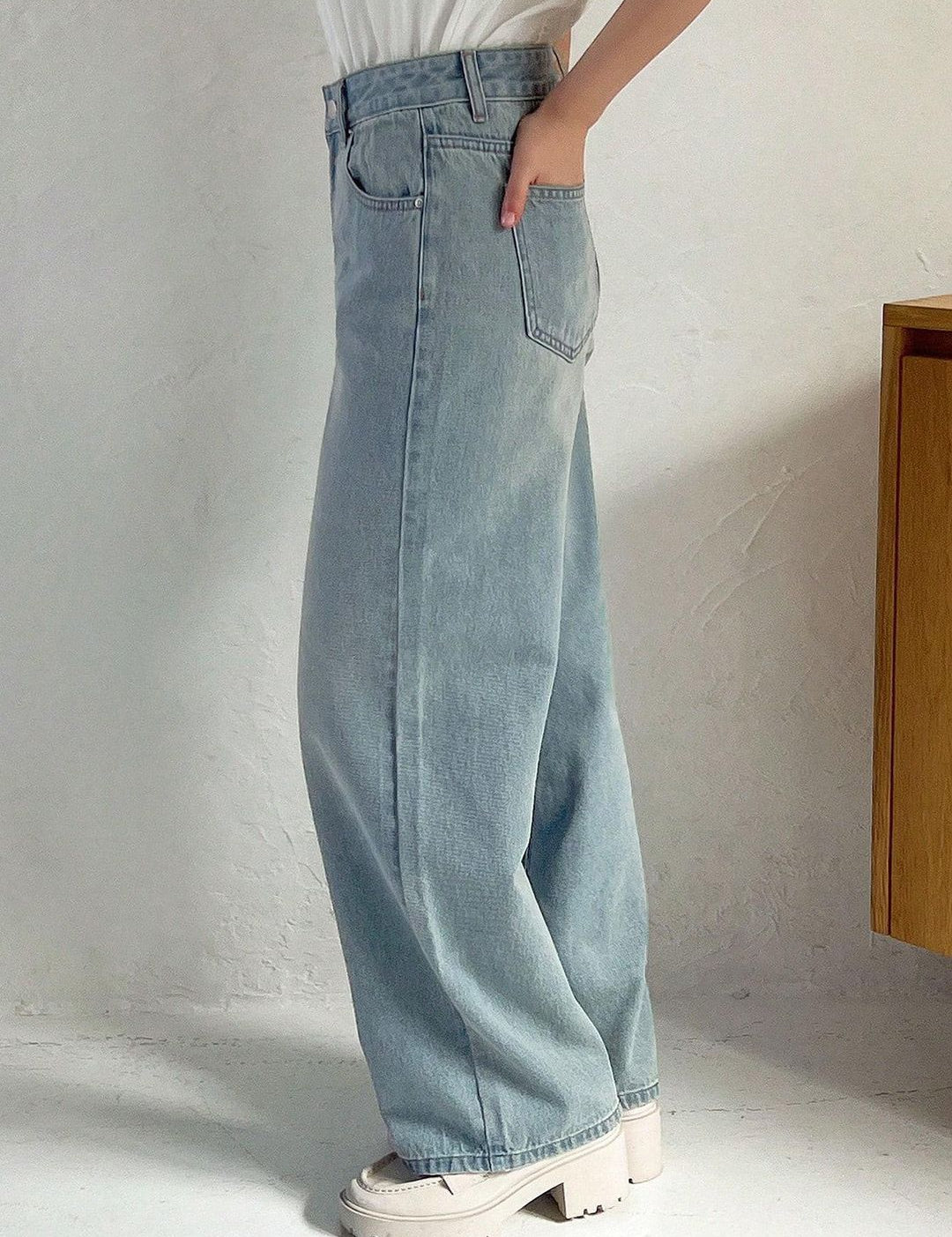 Kotty Women Jean Wide Leg High-Rise Stretchable Jeans