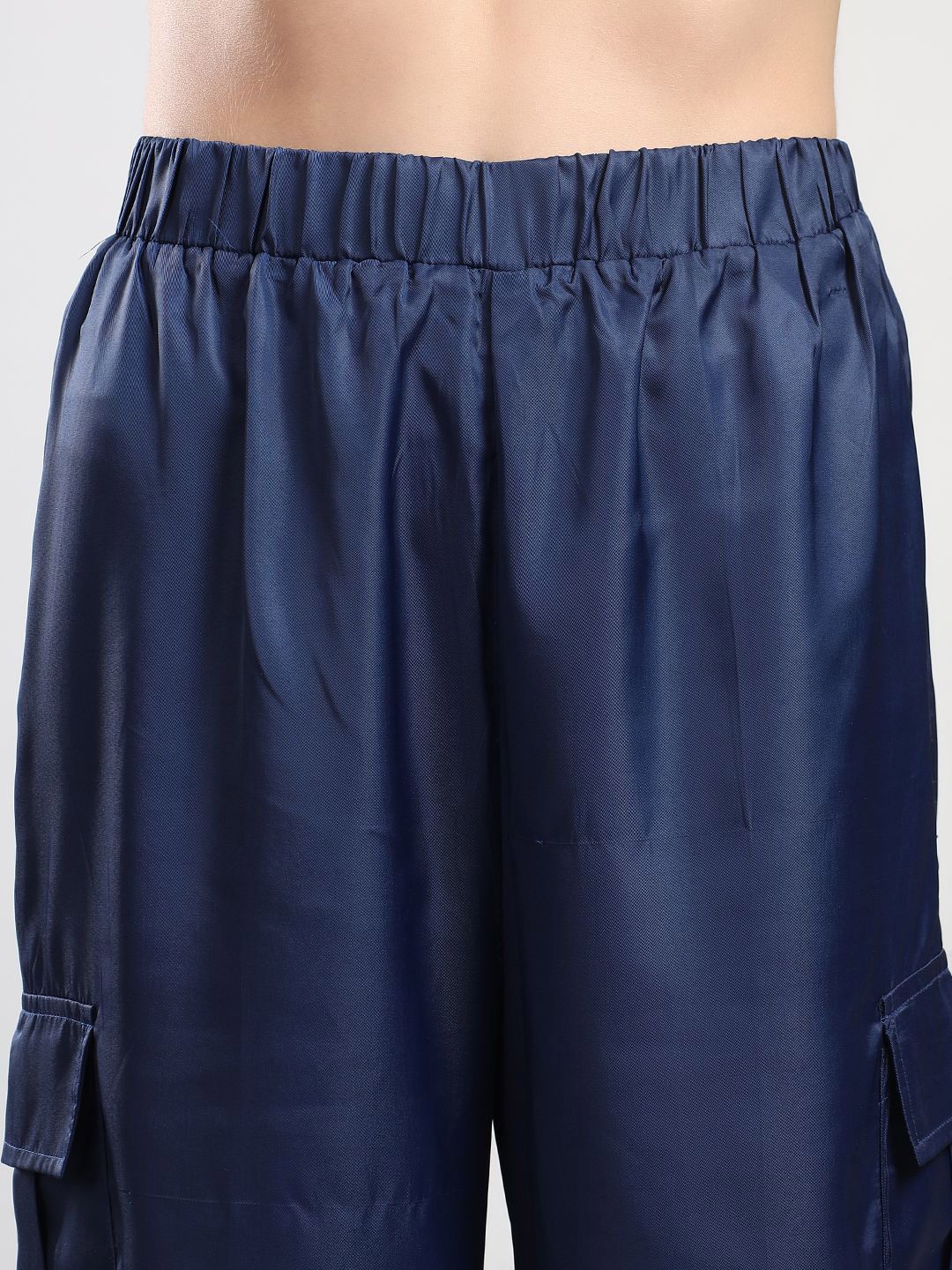 Kotty Women High-Rise Easy Wash Pleated Cargos Trousers