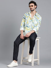 Kotty Men Spread Collar Abstract Printed Cotton Casual Shirt