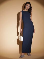 Kotty Women Solid Boat Neck Maxi Dress