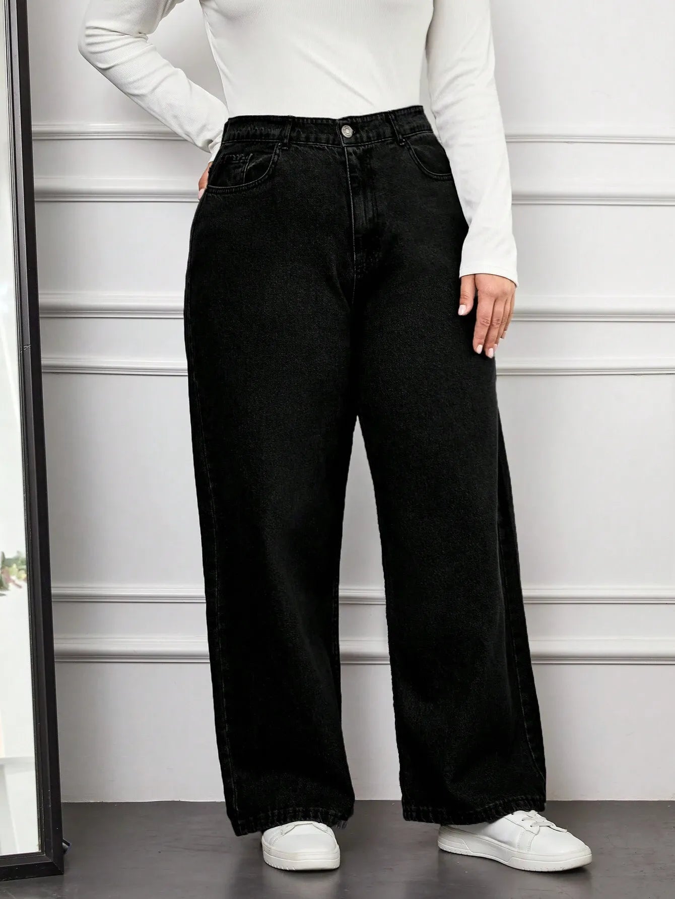 High-Waist Black Wide-Leg Denim Jeans