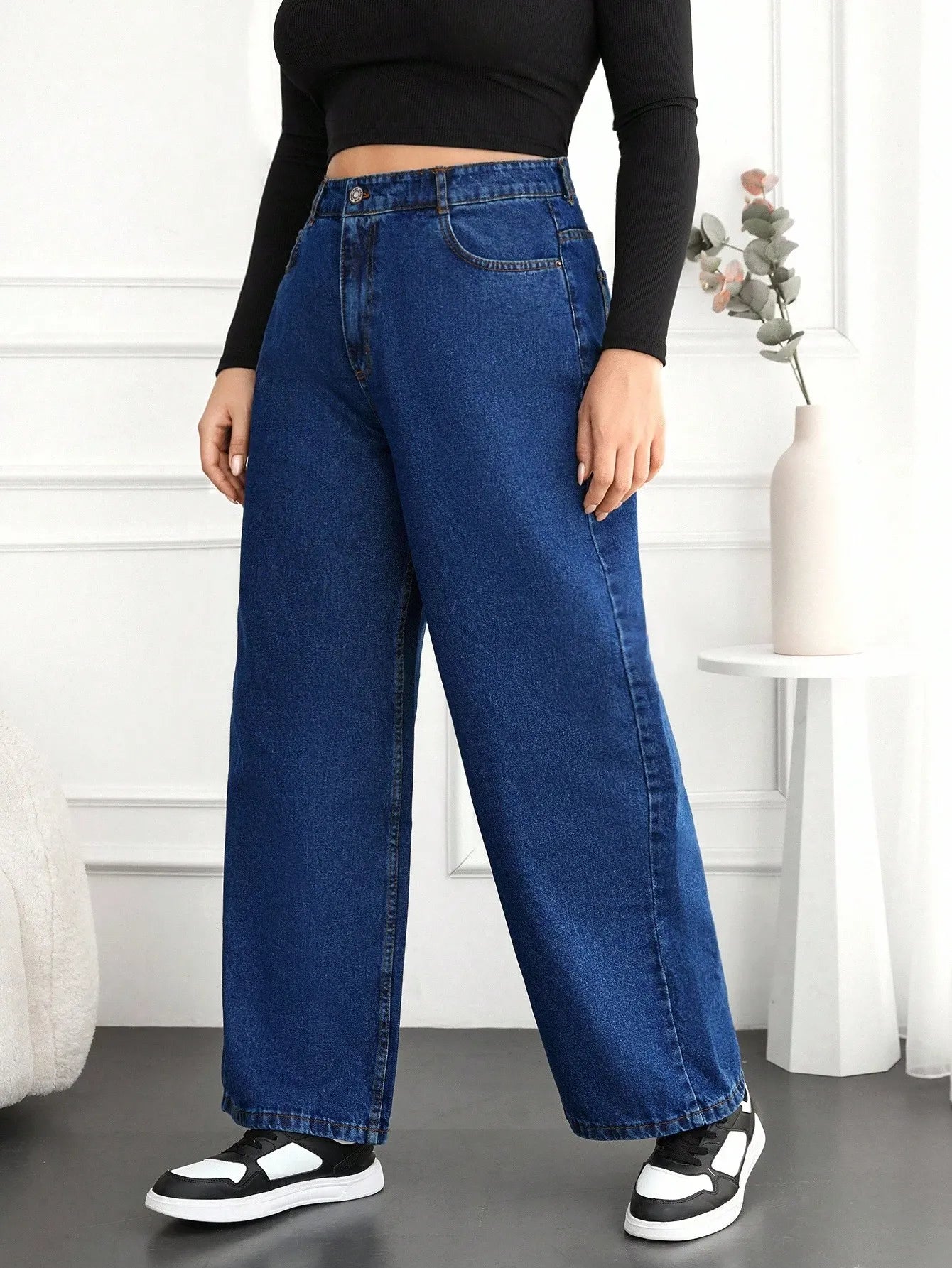 Women's Plus Size Dark Blue Wide-Leg Denim Jeans