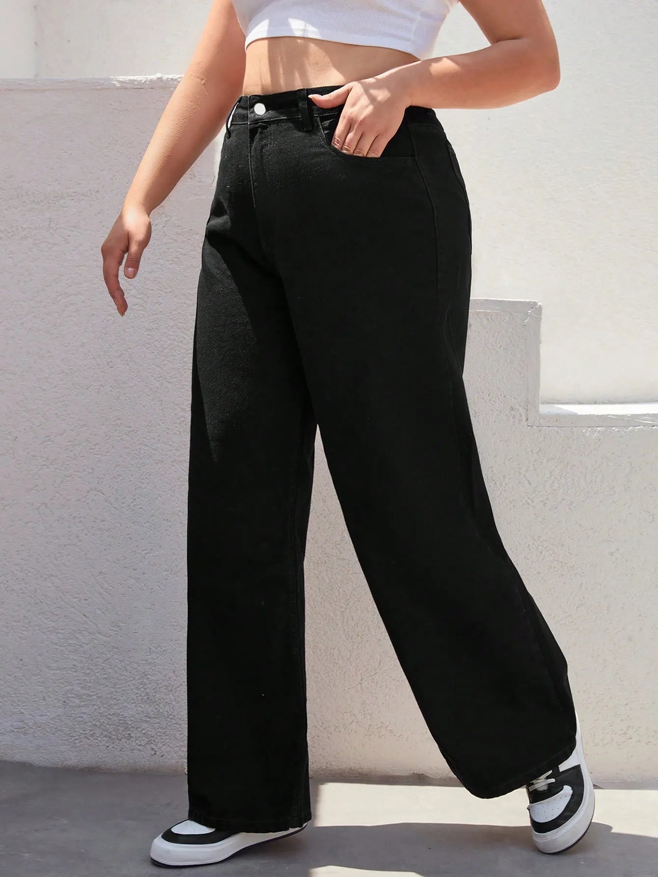 Women's Plus Size Black Wide-Leg Denim Jeans