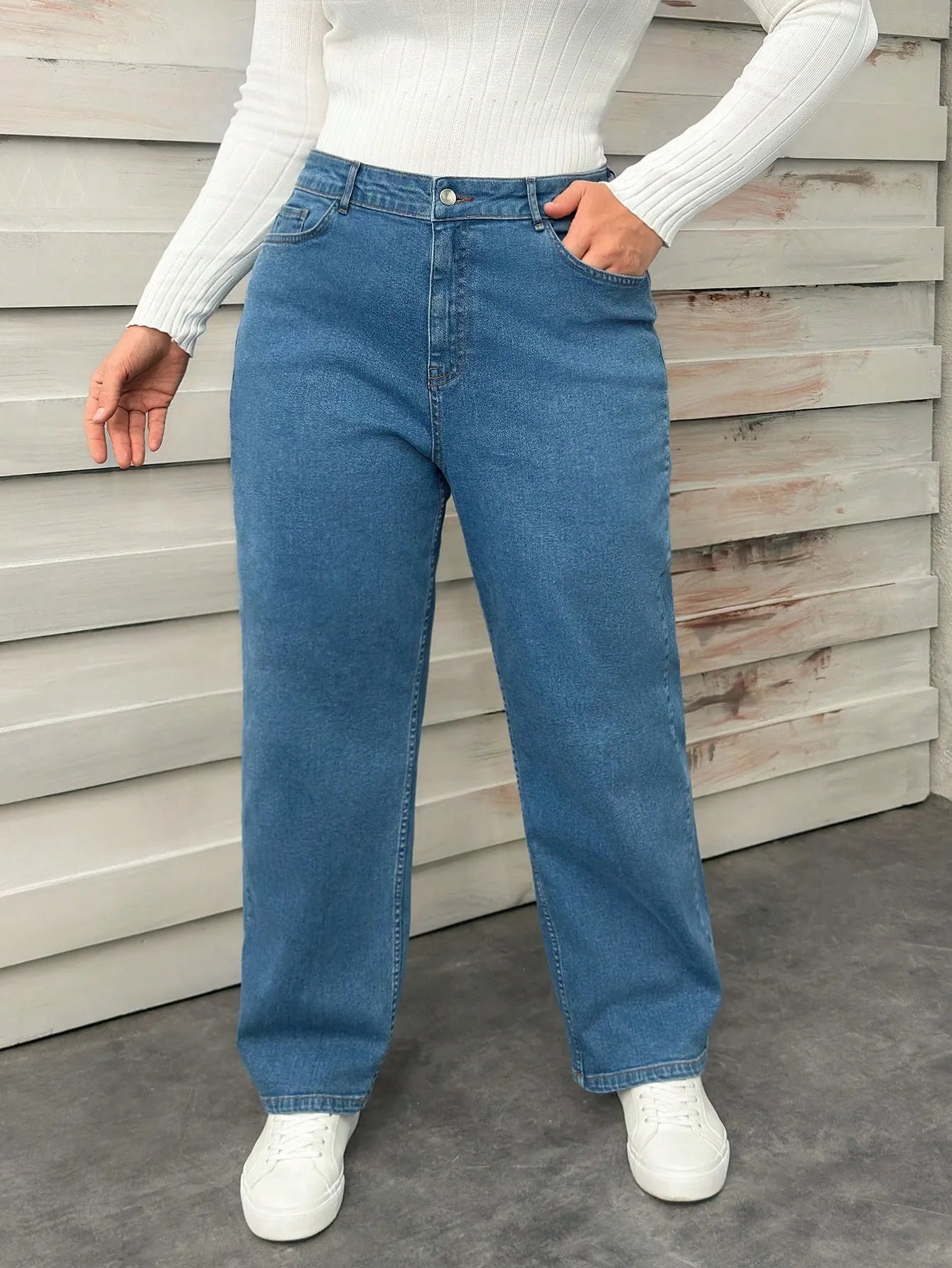 Women's Plus Size straight leg jeans