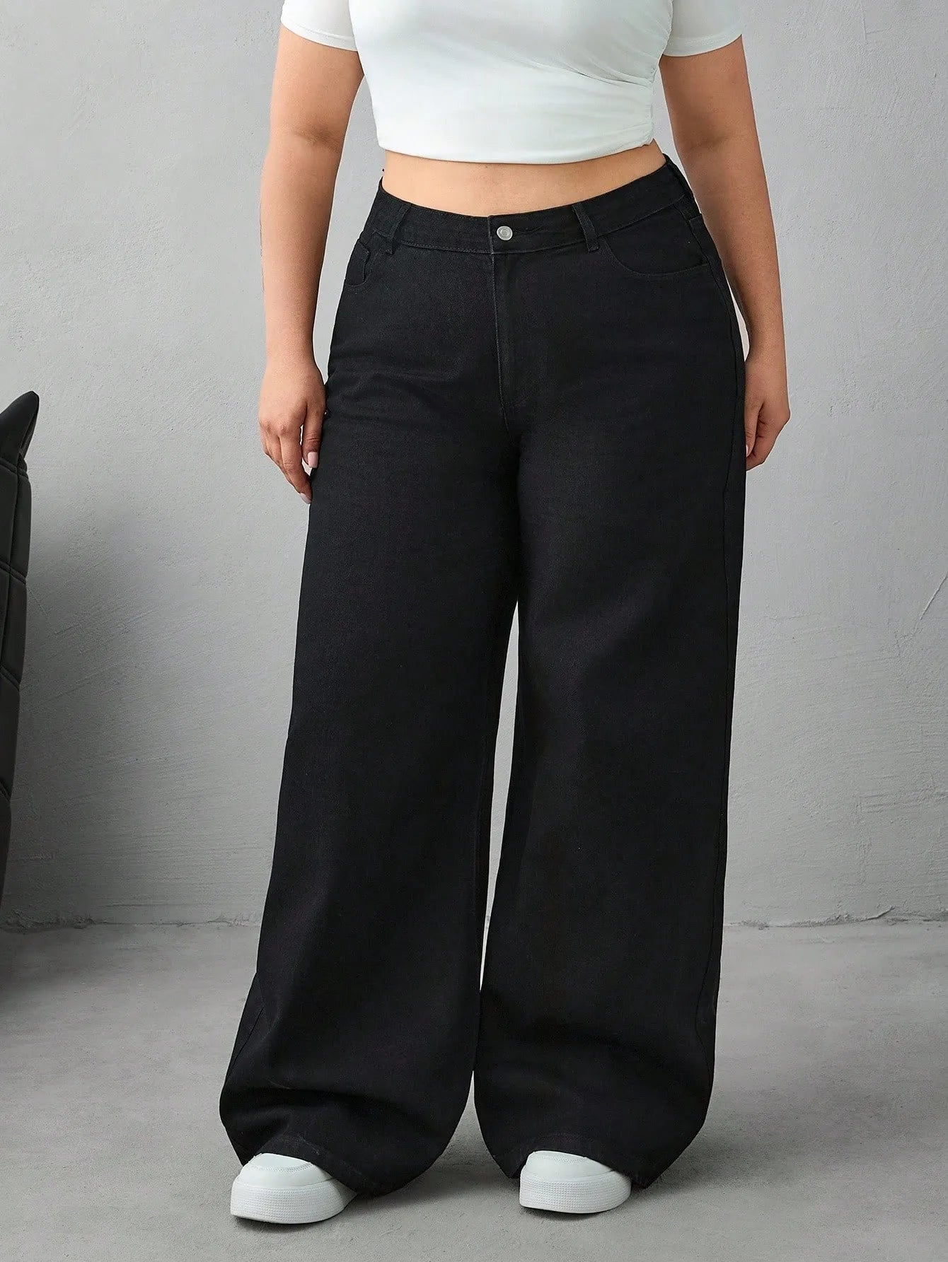Women's Plus Size Wide-Leg Baggy Jeans - Black Denim