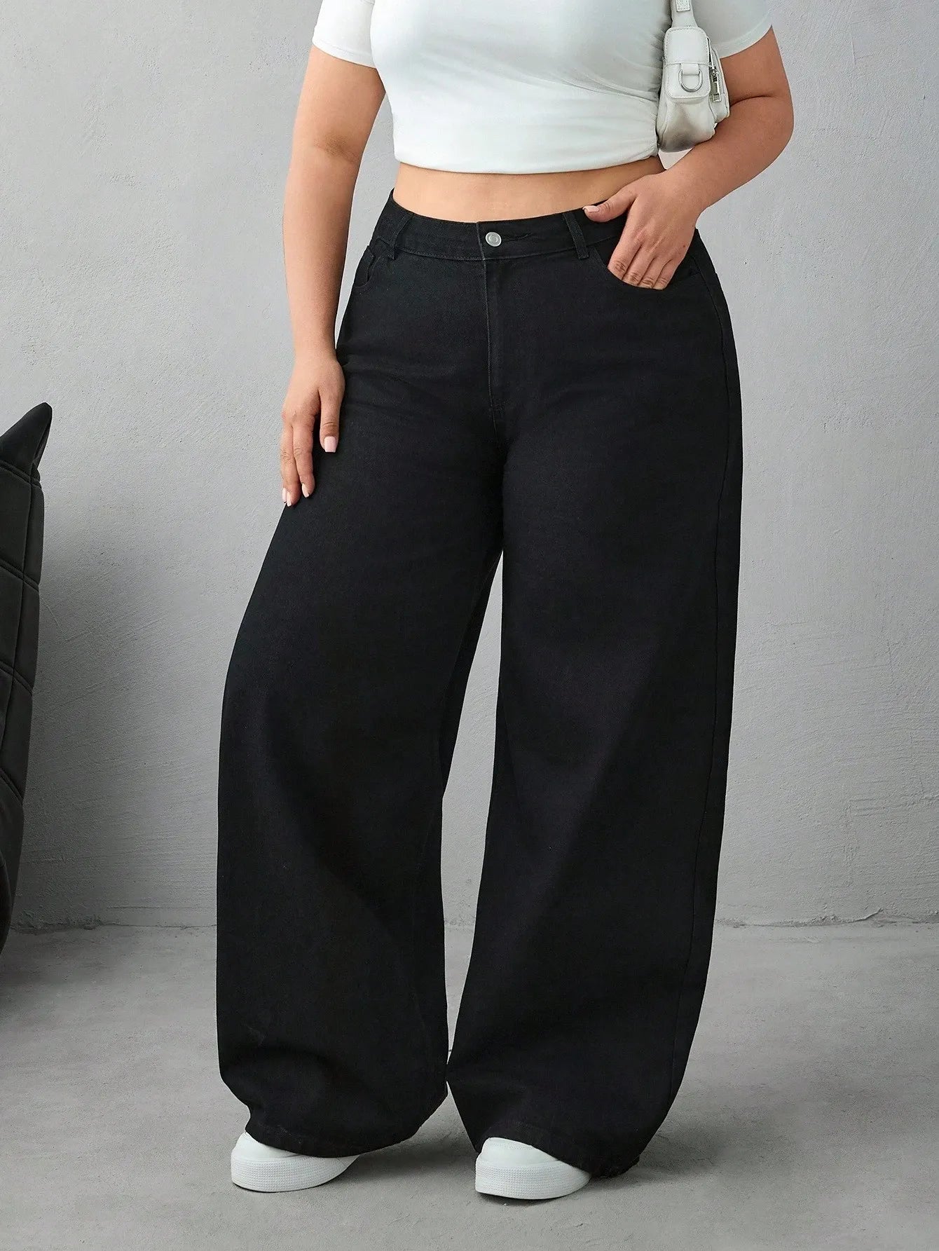 Women's Plus Size Wide-Leg Baggy Jeans - Black Denim