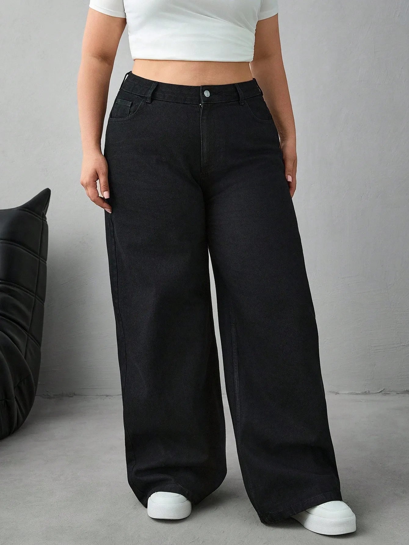Women's Plus Size Wide-Leg Baggy Jeans - Black Denim