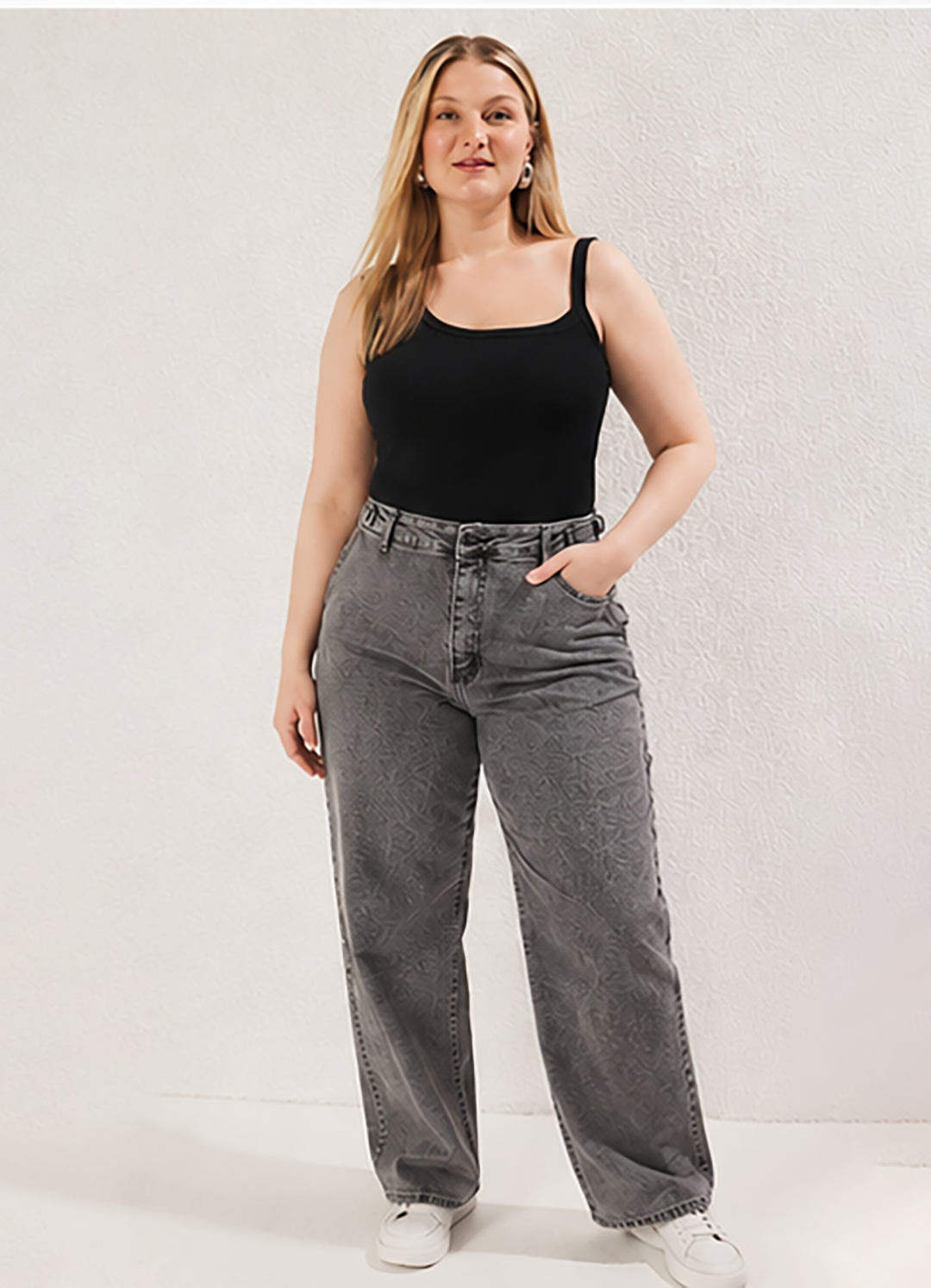 Black Square Neck Plus Size Ribbed Tank