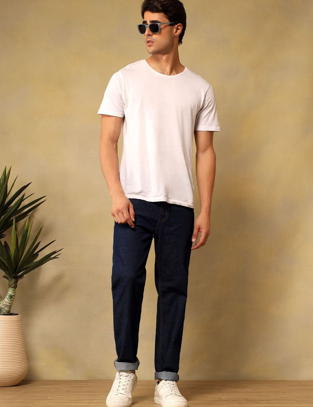 Kotty Men Regular Fit Mid-Rise Stretchable Jeans