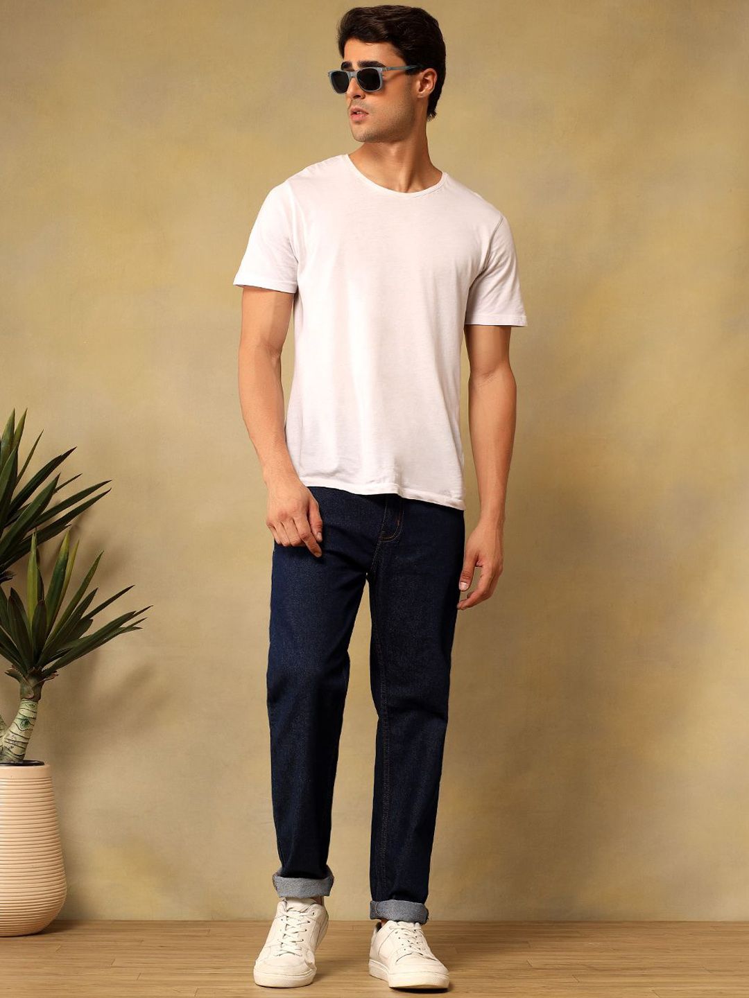 Kotty Men Regular Fit Mid-Rise Stretchable Jeans