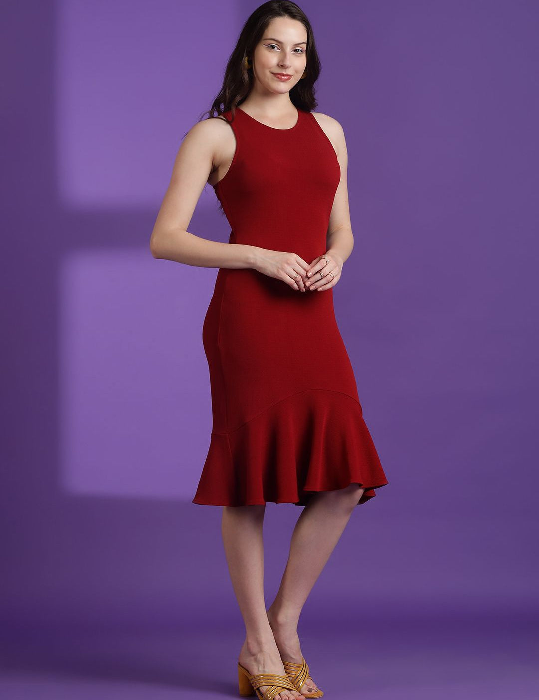 Kotty Women Solid Sheath Midi Dress