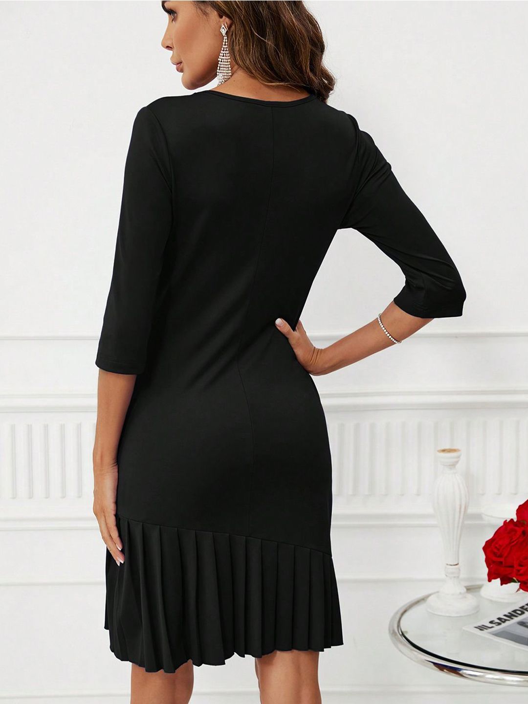 Kotty Solid V-neck Drop-Waist Dress 