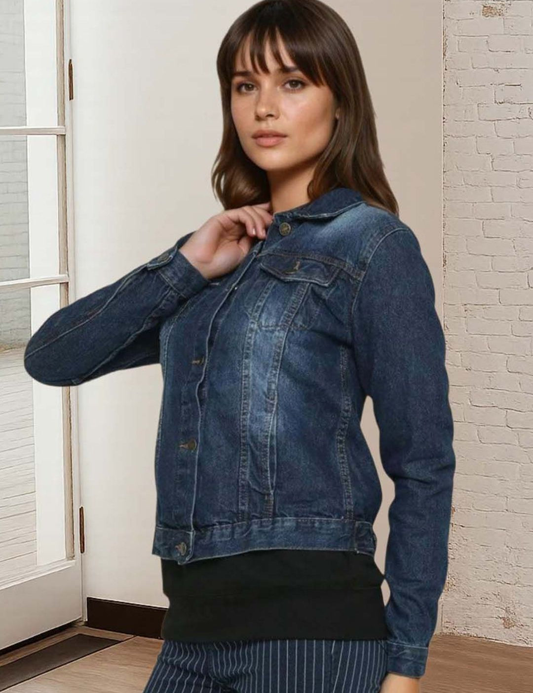 Kotty Women Spread Collar Solid Denim Jacket