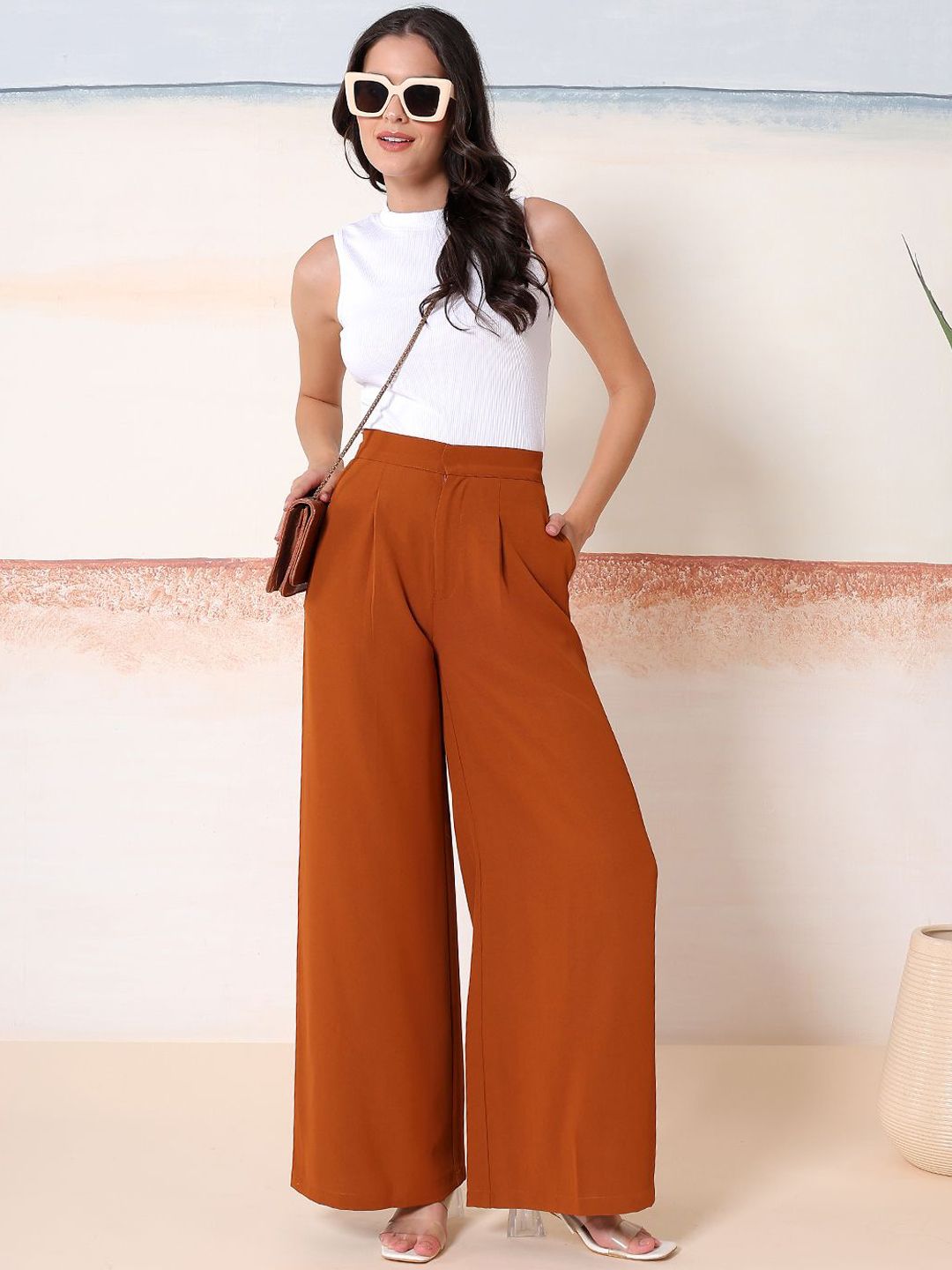 Kotty Women High-Rise Trousers