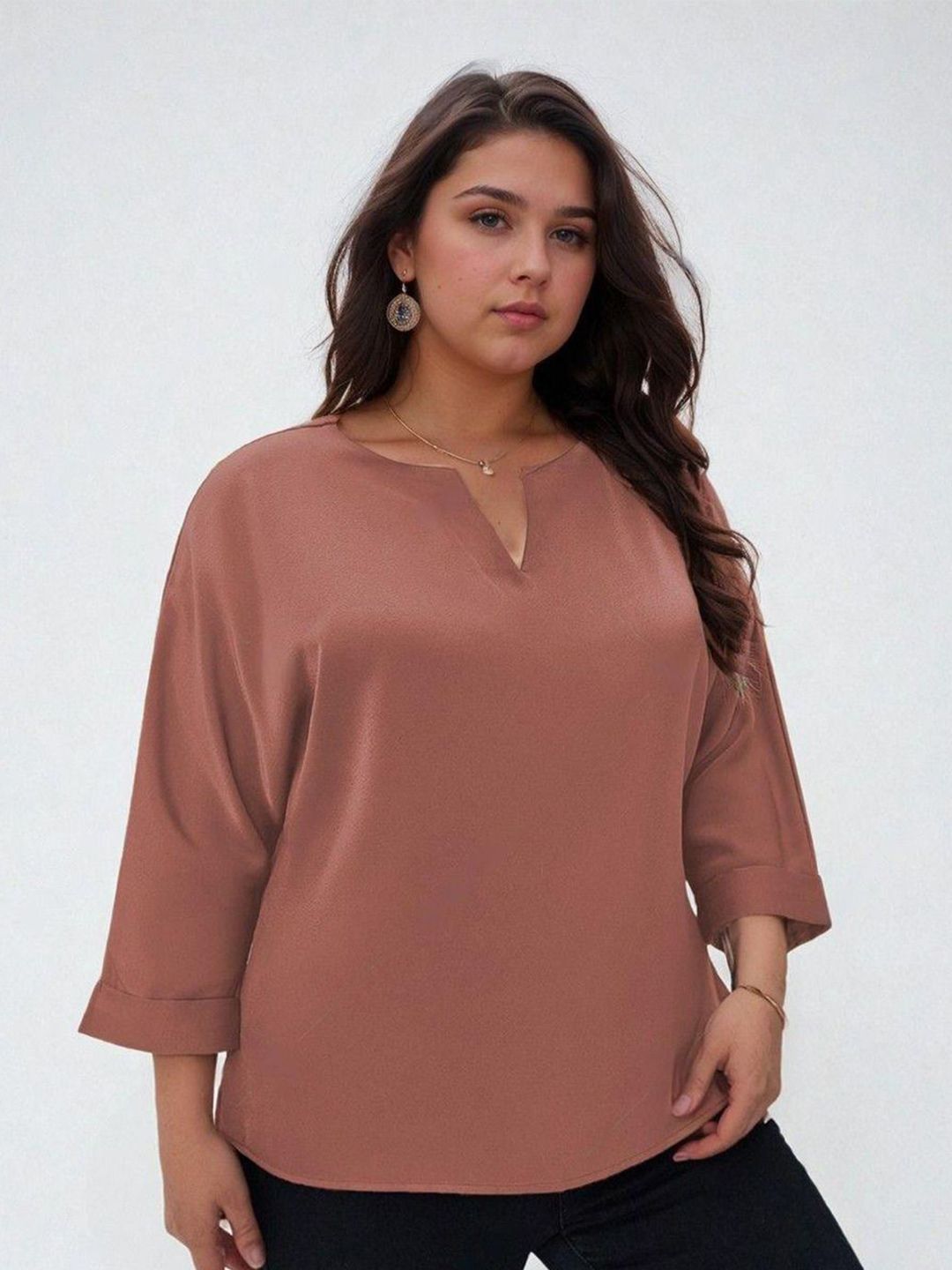 KOTTY Women Plus Size Solid V-Neck Top