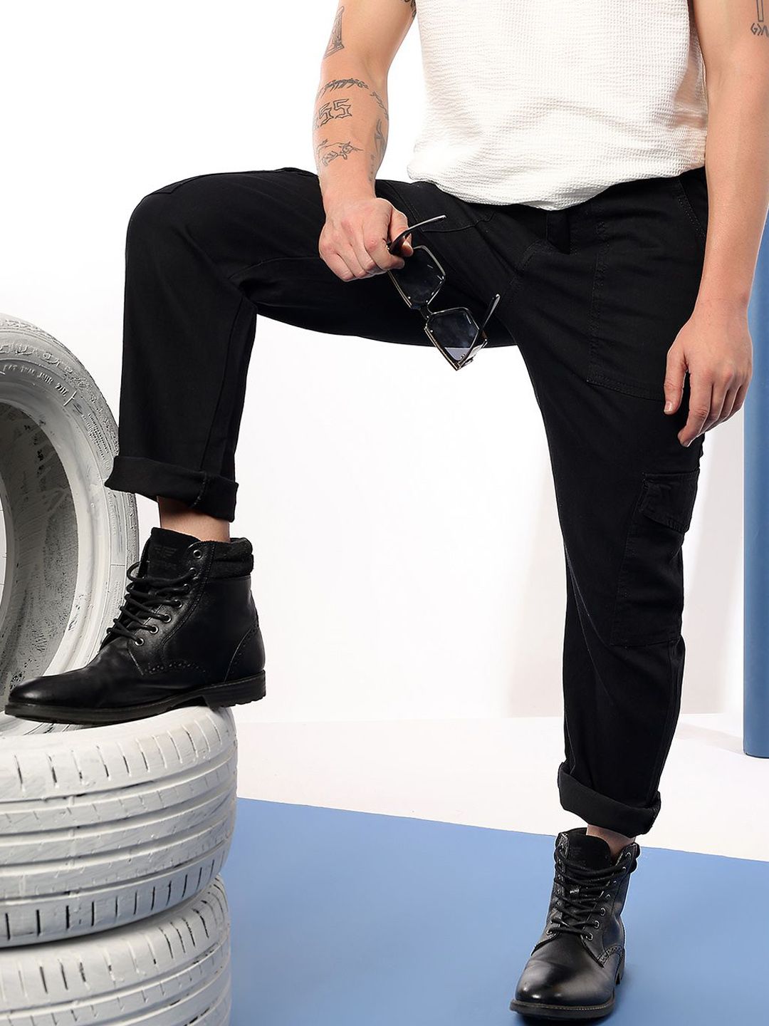 Kotty Men Comfort Regular Fit Mid-Rise Stretchable Cargo Jeans