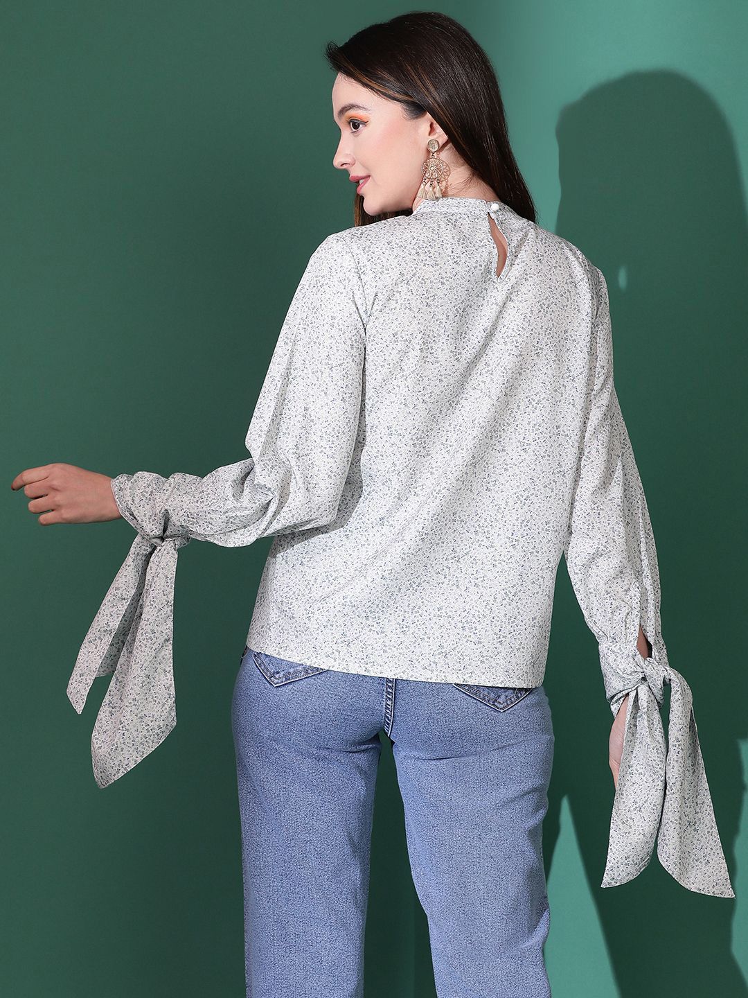 Kotty Women Abstract Printed High Neck  Top