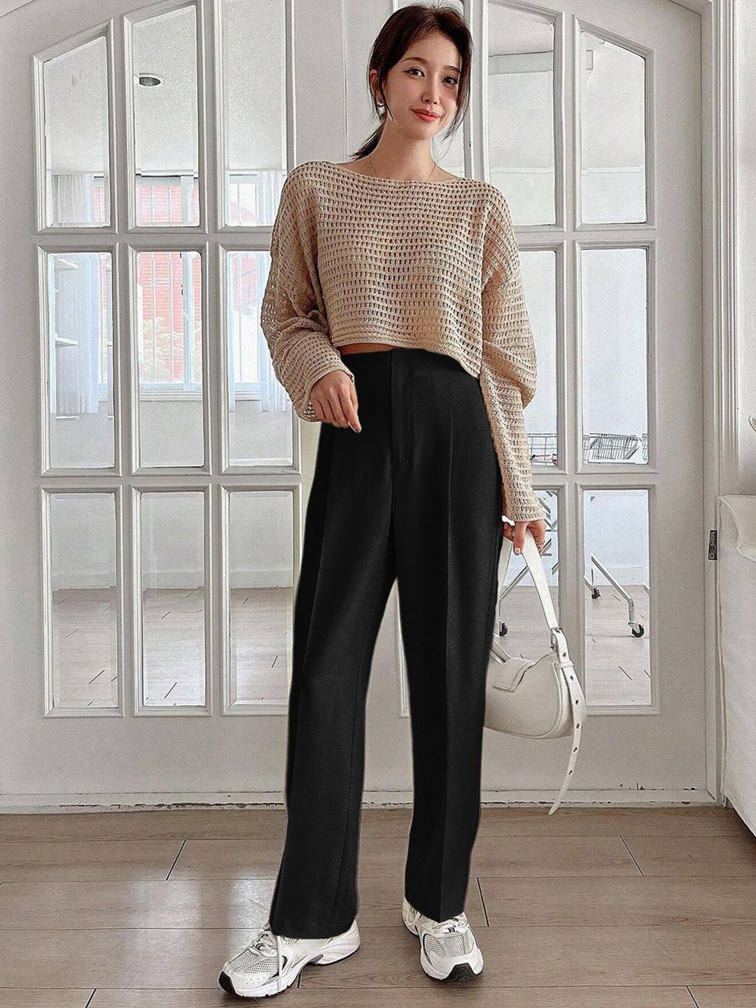 Kotty Women Relaxed Straight Leg Straight Fit High-Rise Pleated Trousers