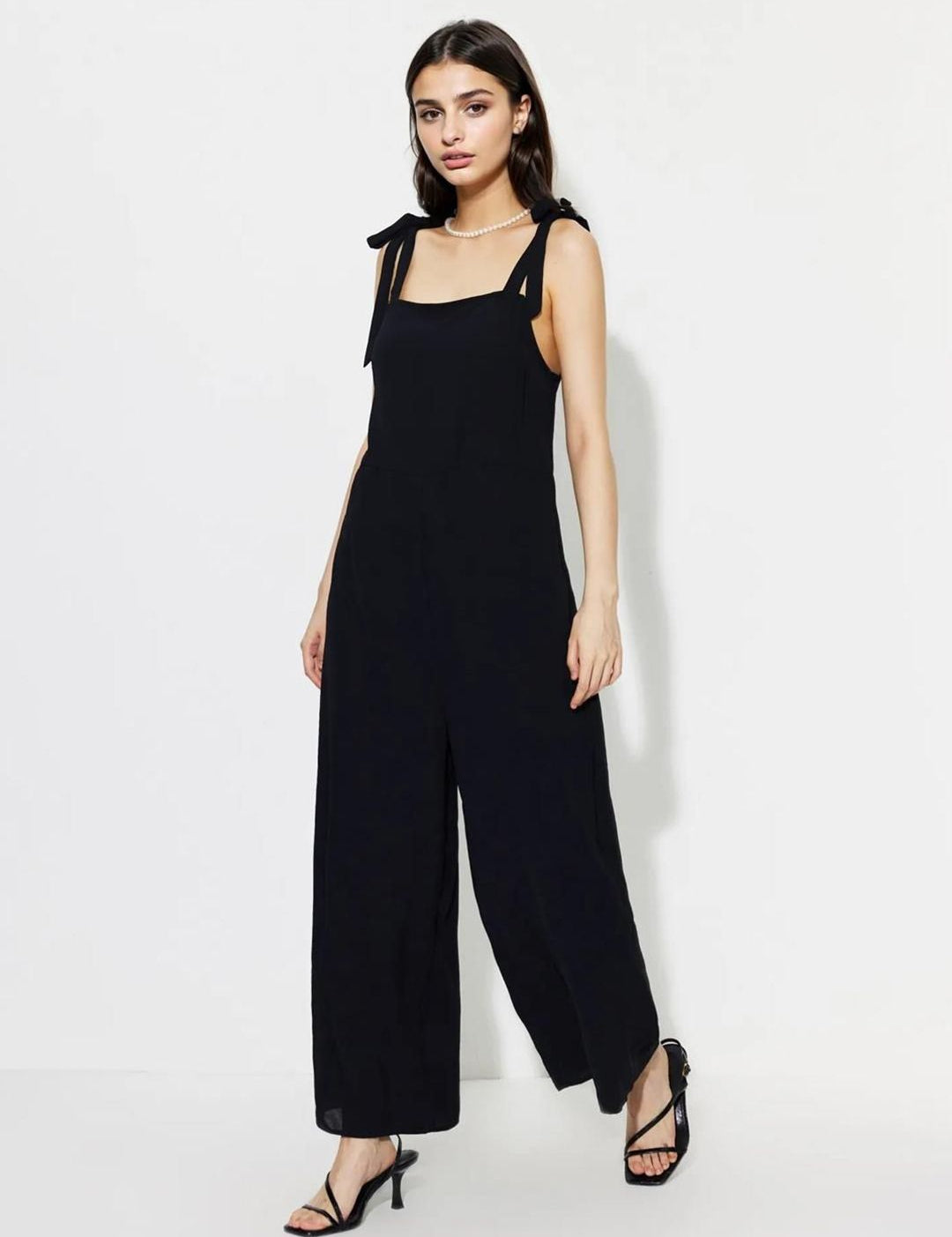Kotty Women Square Neck Basic Jumpsuit