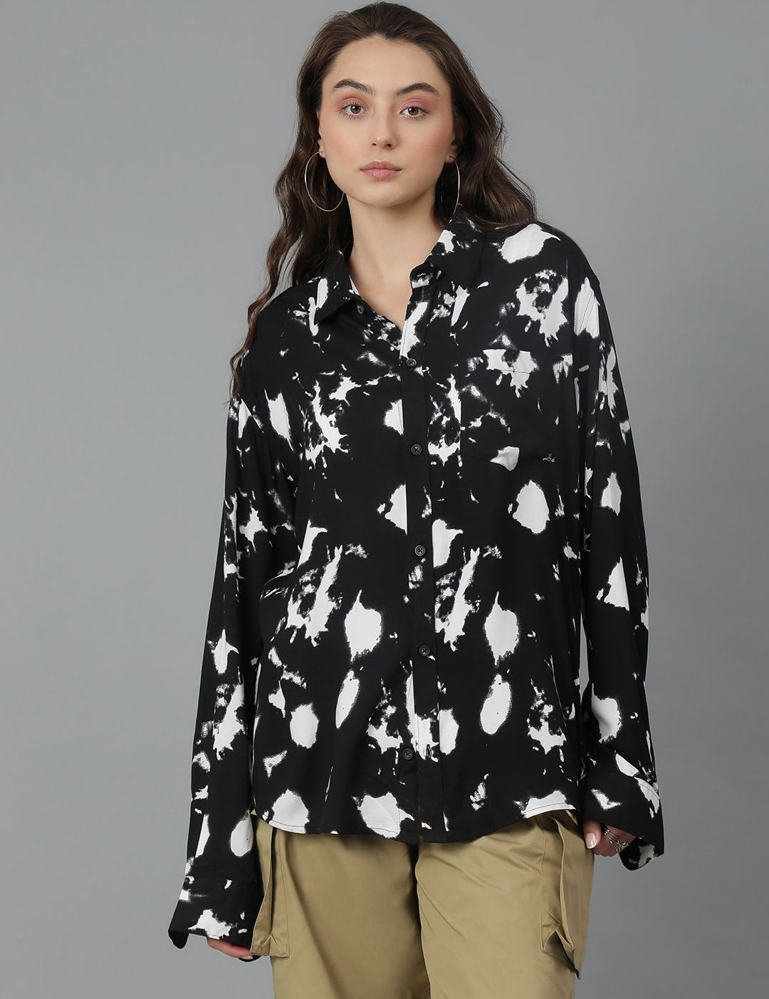 Kotty Women Spread Collar Abstract Printed Cotton Oversized Casual Shirt