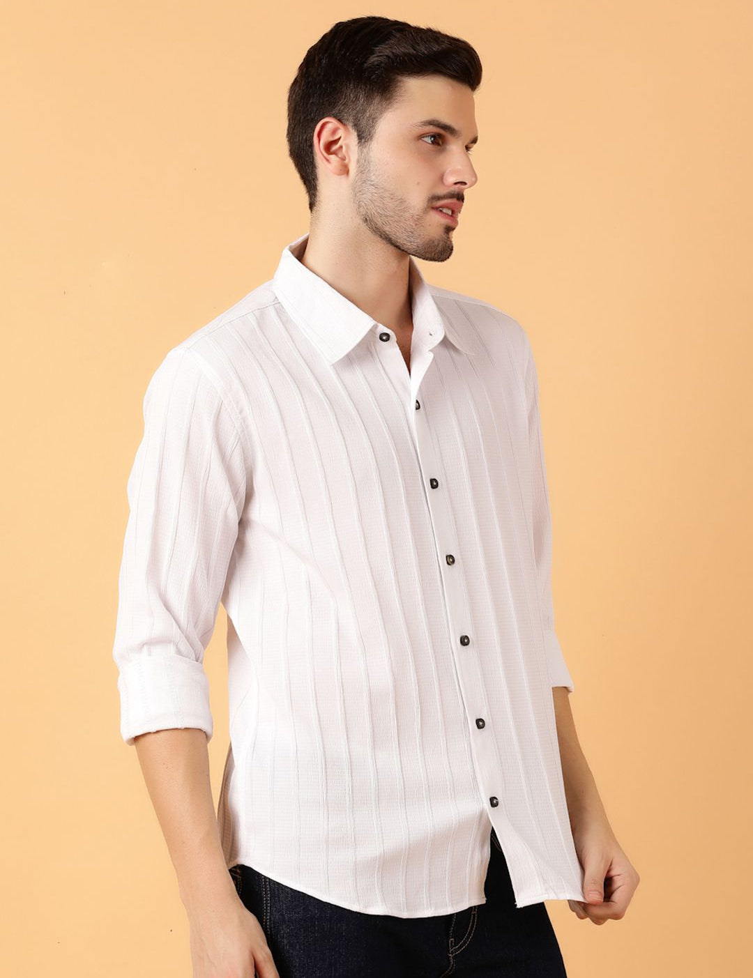 Kotty Men Relaxed Spread Collar Textured Cotton Casual Shirt