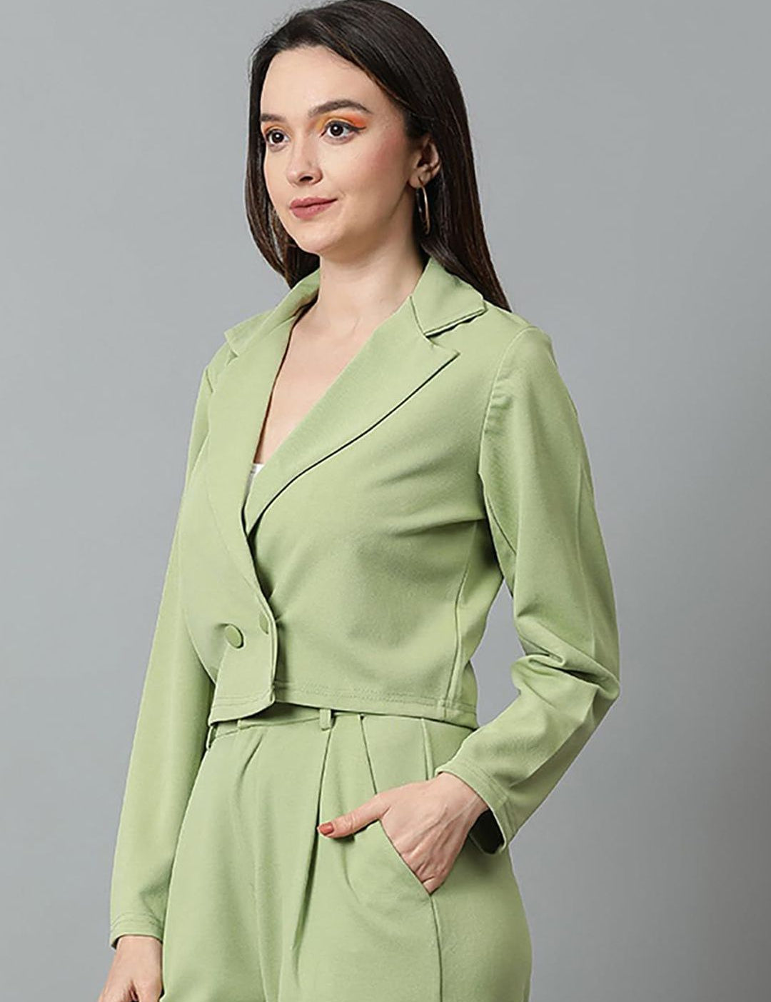 Kotty Notch Lapel Collar Double-Breasted Crop Blazer