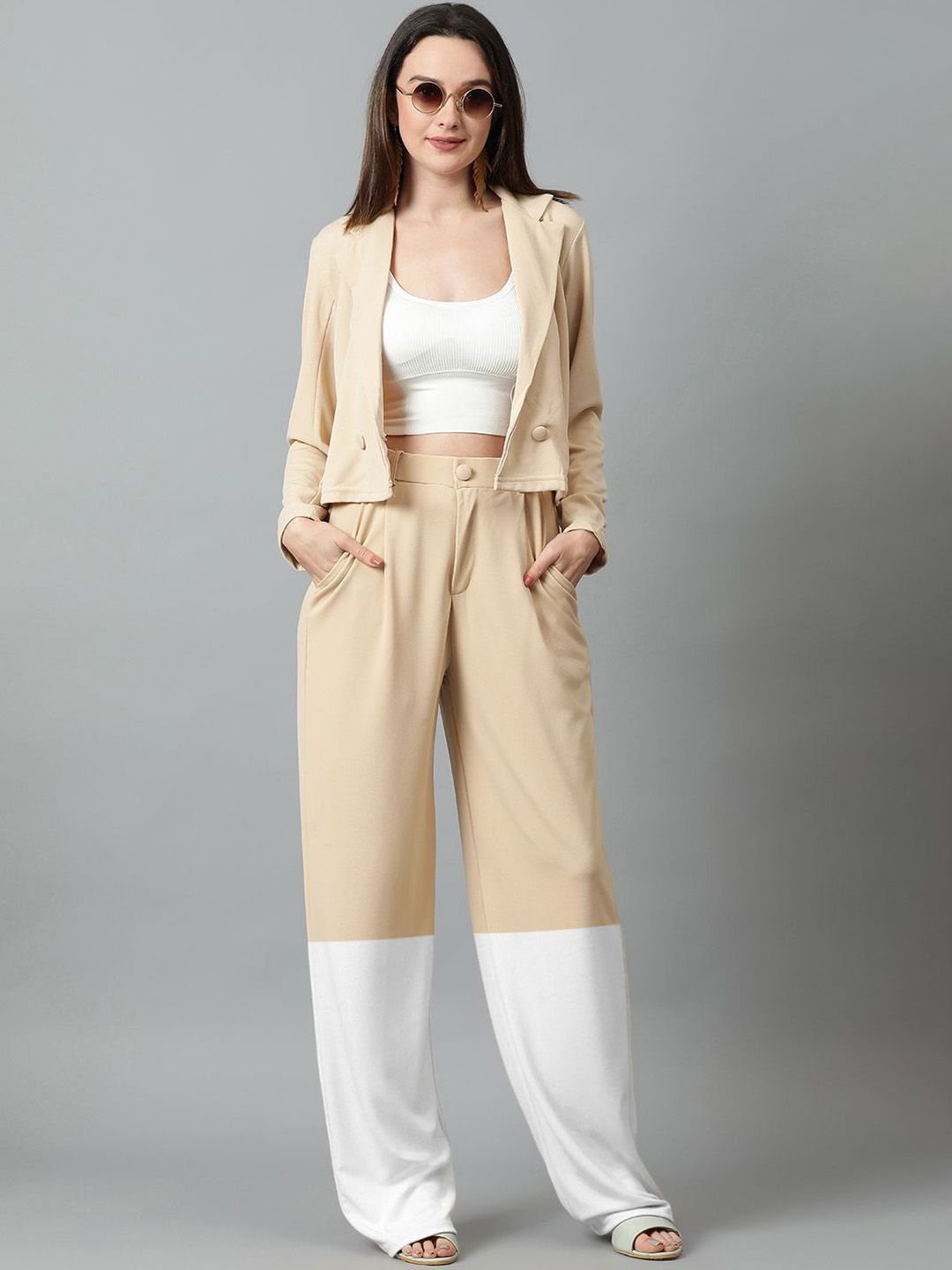 Kotty Women Colourblocked Relaxed Fit High-Rise Easy Wash Pleated Trousers