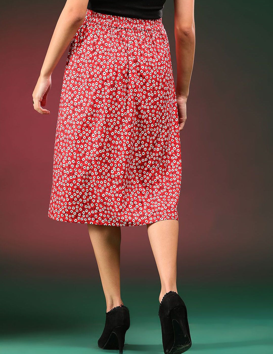  Kotty Printed A-Line Midi Skirts