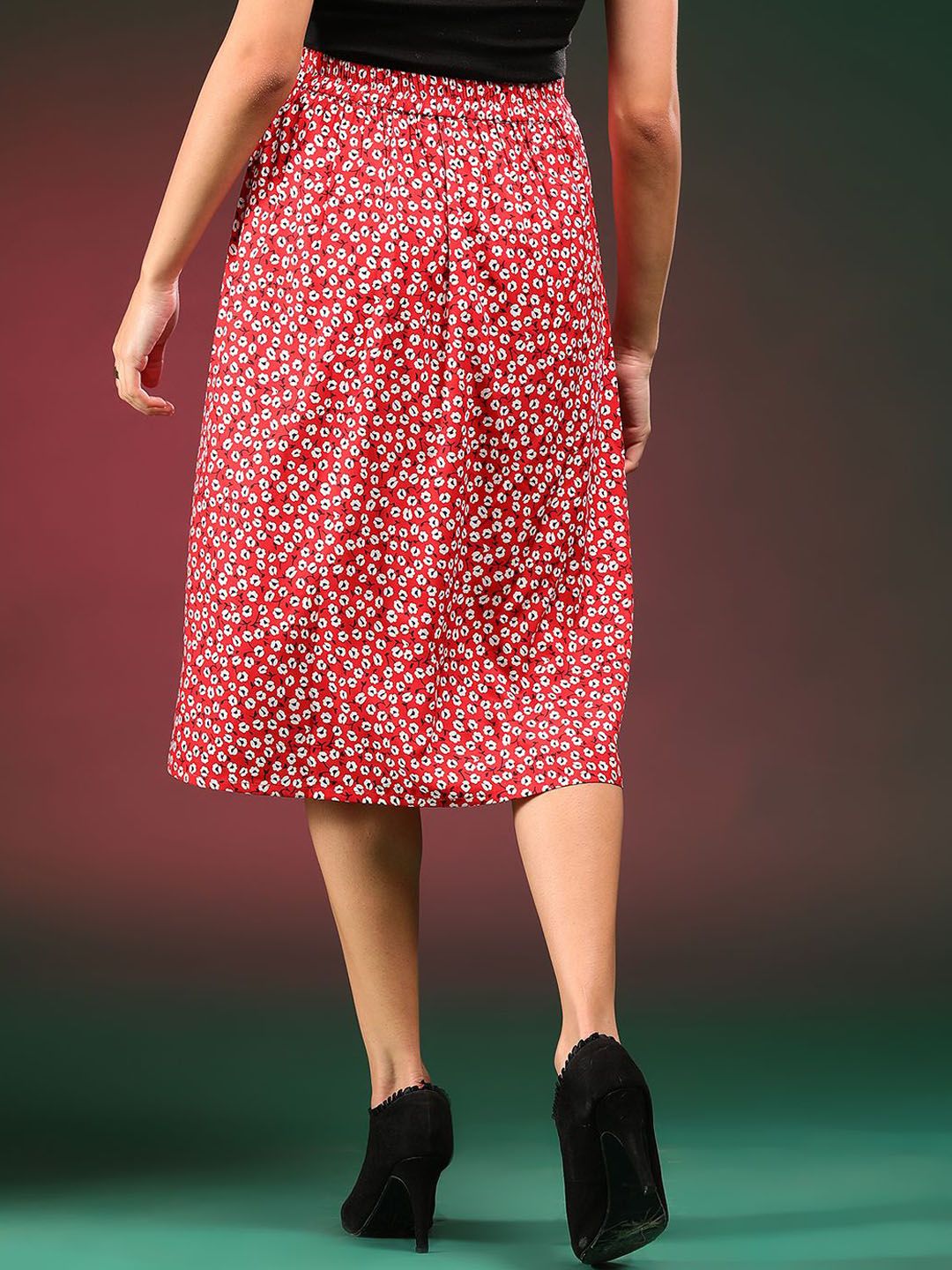  Kotty Printed A-Line Midi Skirts
