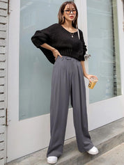Kotty Women Relaxed Straight Leg Straight Fit High-Rise Easy Wash Pleated Trousers