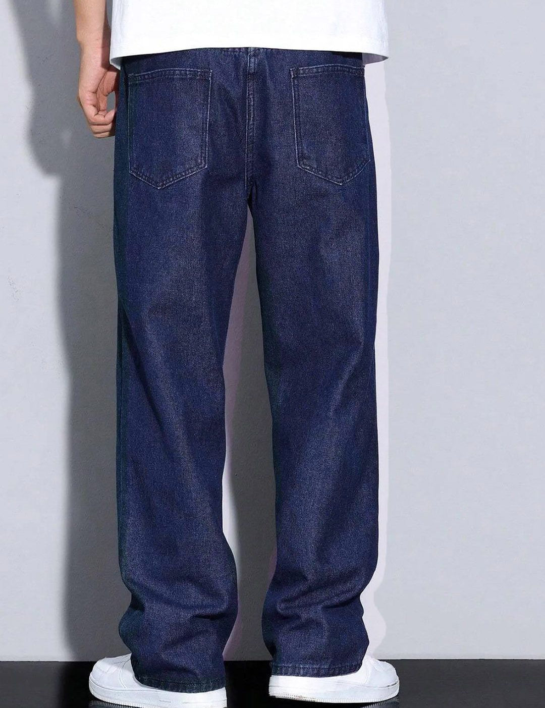 Kotty Men Relaxed Fit Mid-Rise Stretchable Jeans