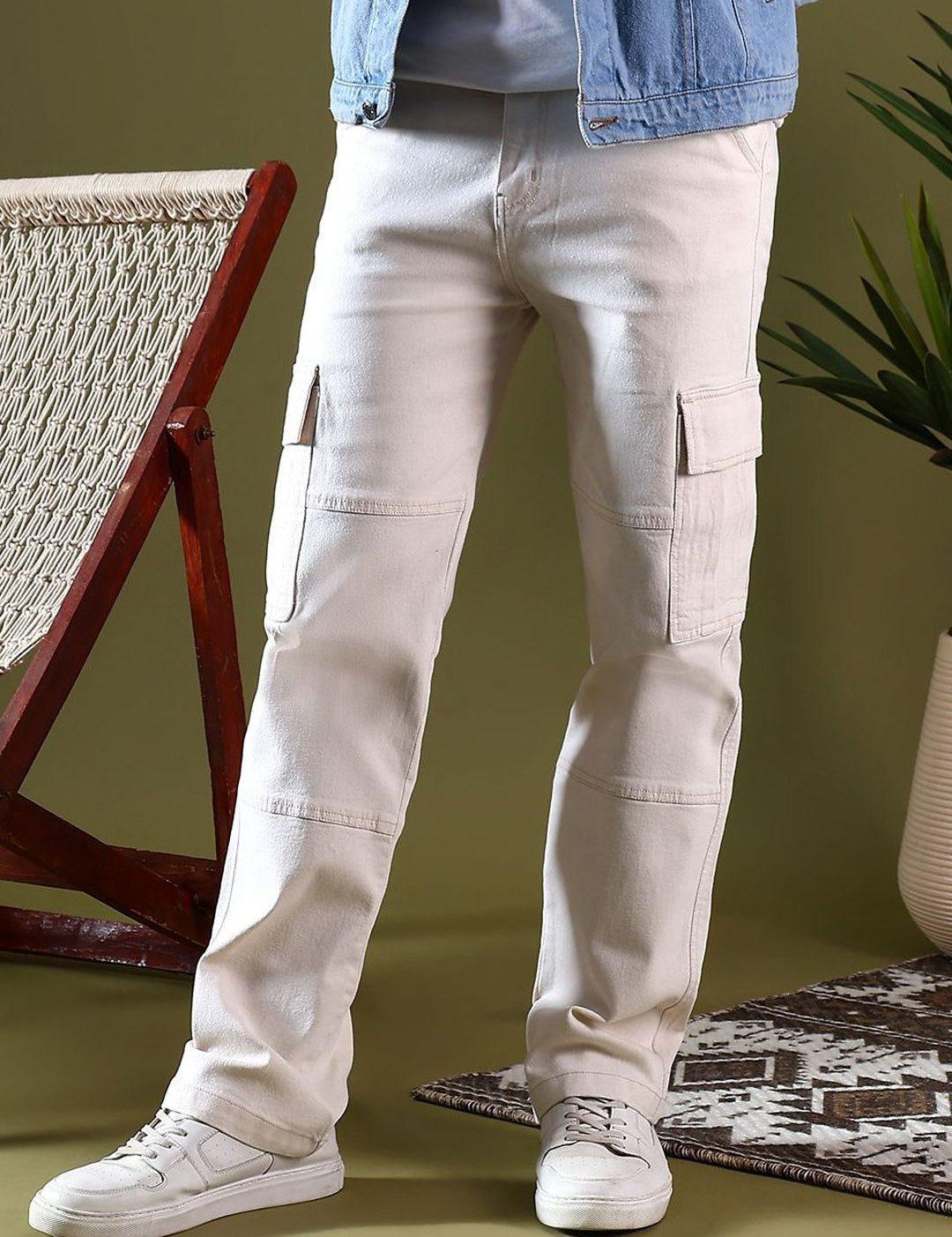 Kotty Men Jean Low-Rise Light Fade Stretchable Jeans