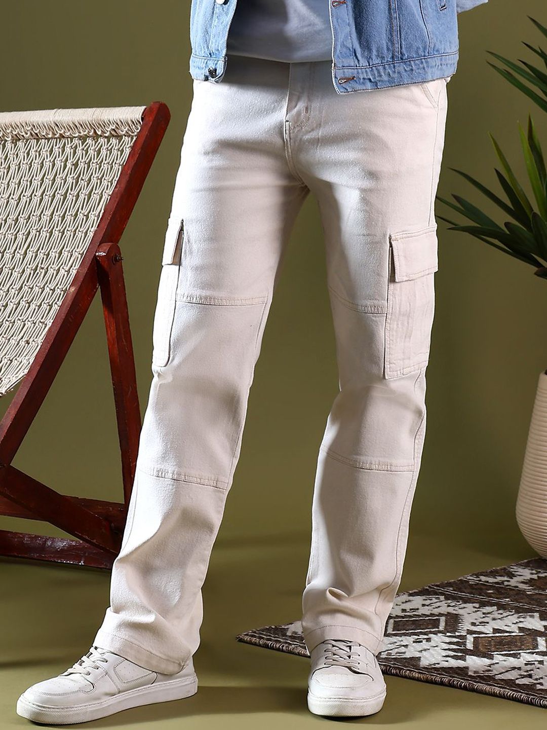 Kotty Men Jean Low-Rise Light Fade Stretchable Jeans