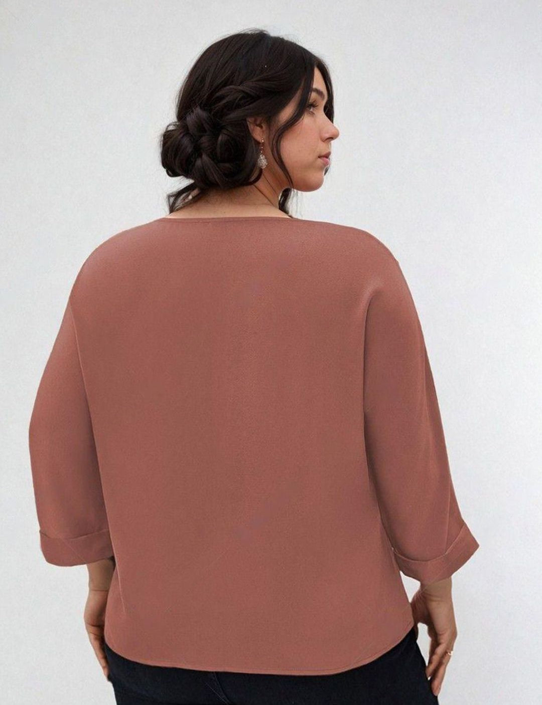 KOTTY Women Plus Size Solid V-Neck Top