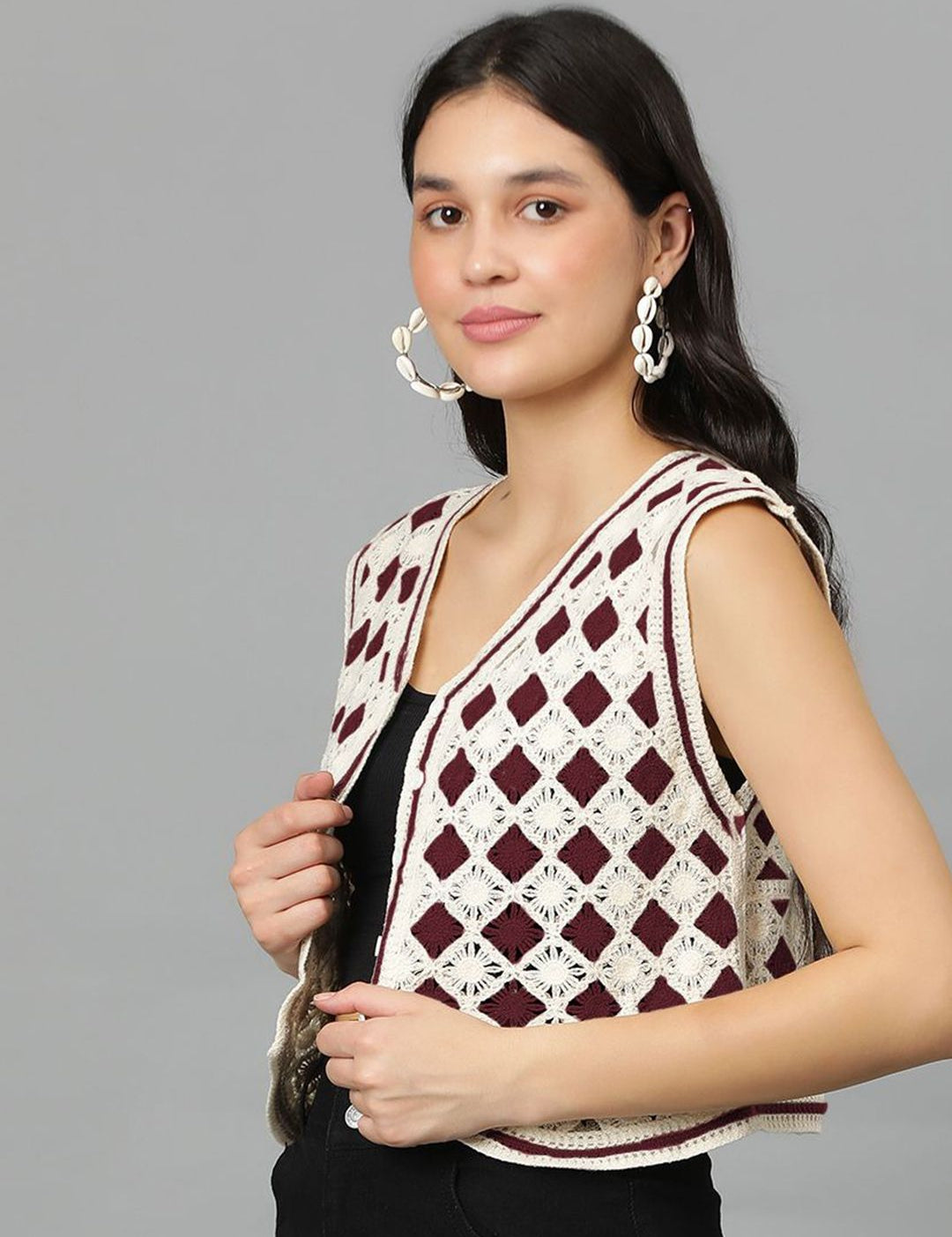 Kotty Women Embellished V-Neck Cotton Top