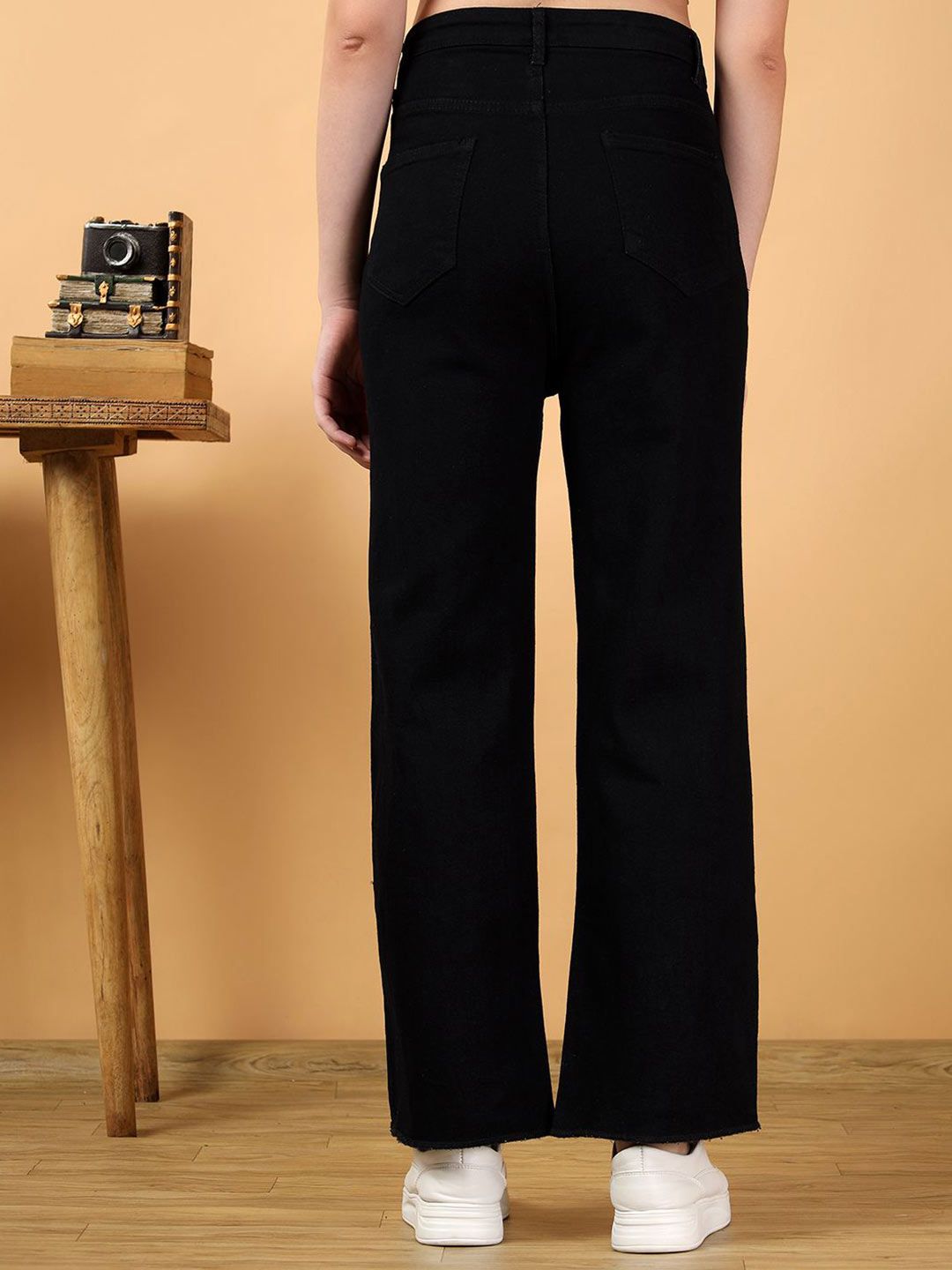 Kotty Women Jean Straight Fit High-Rise Stretchable Jeans