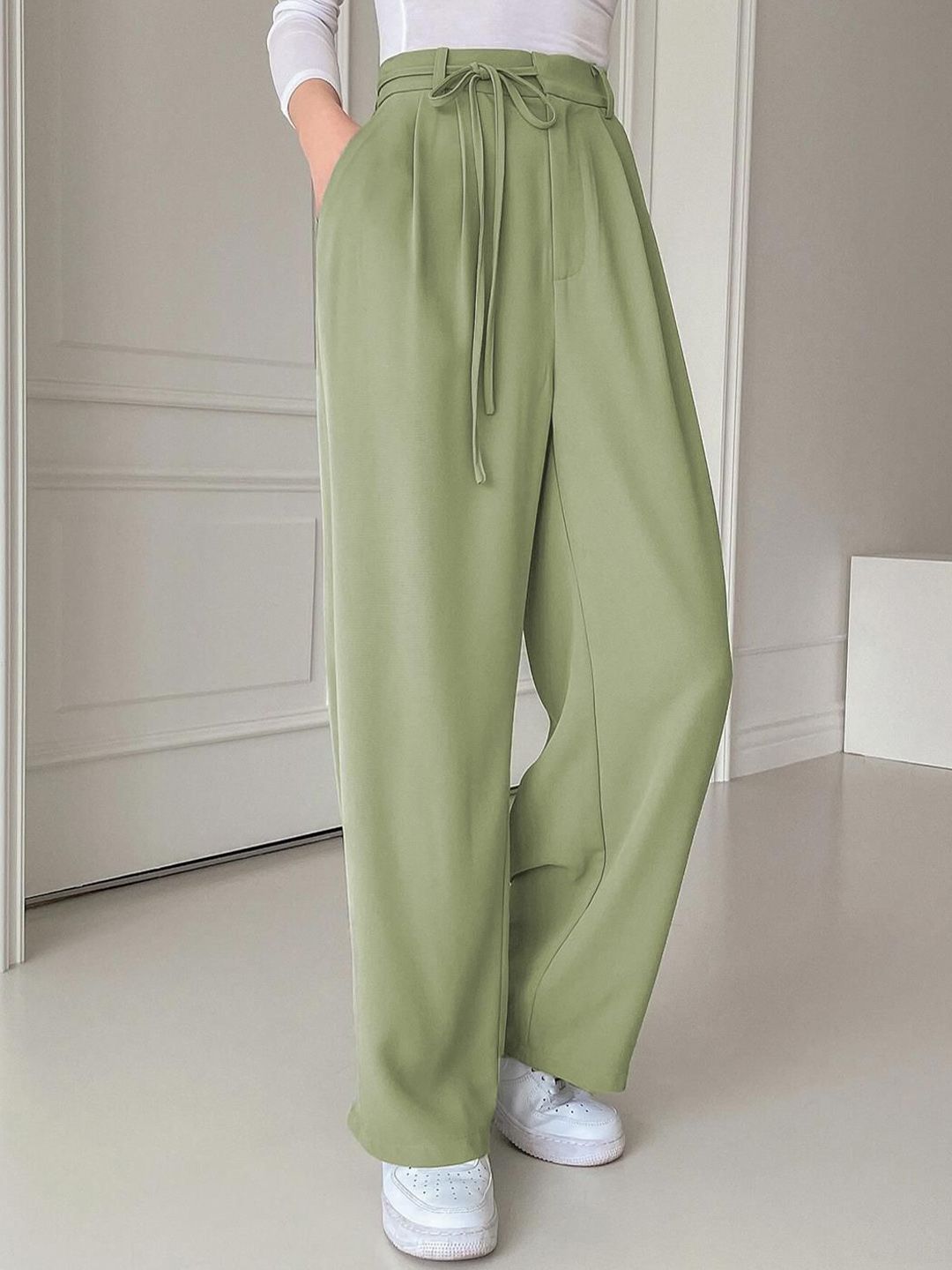 Kotty Women Straight Leg Straight Fit High-Rise Trousers