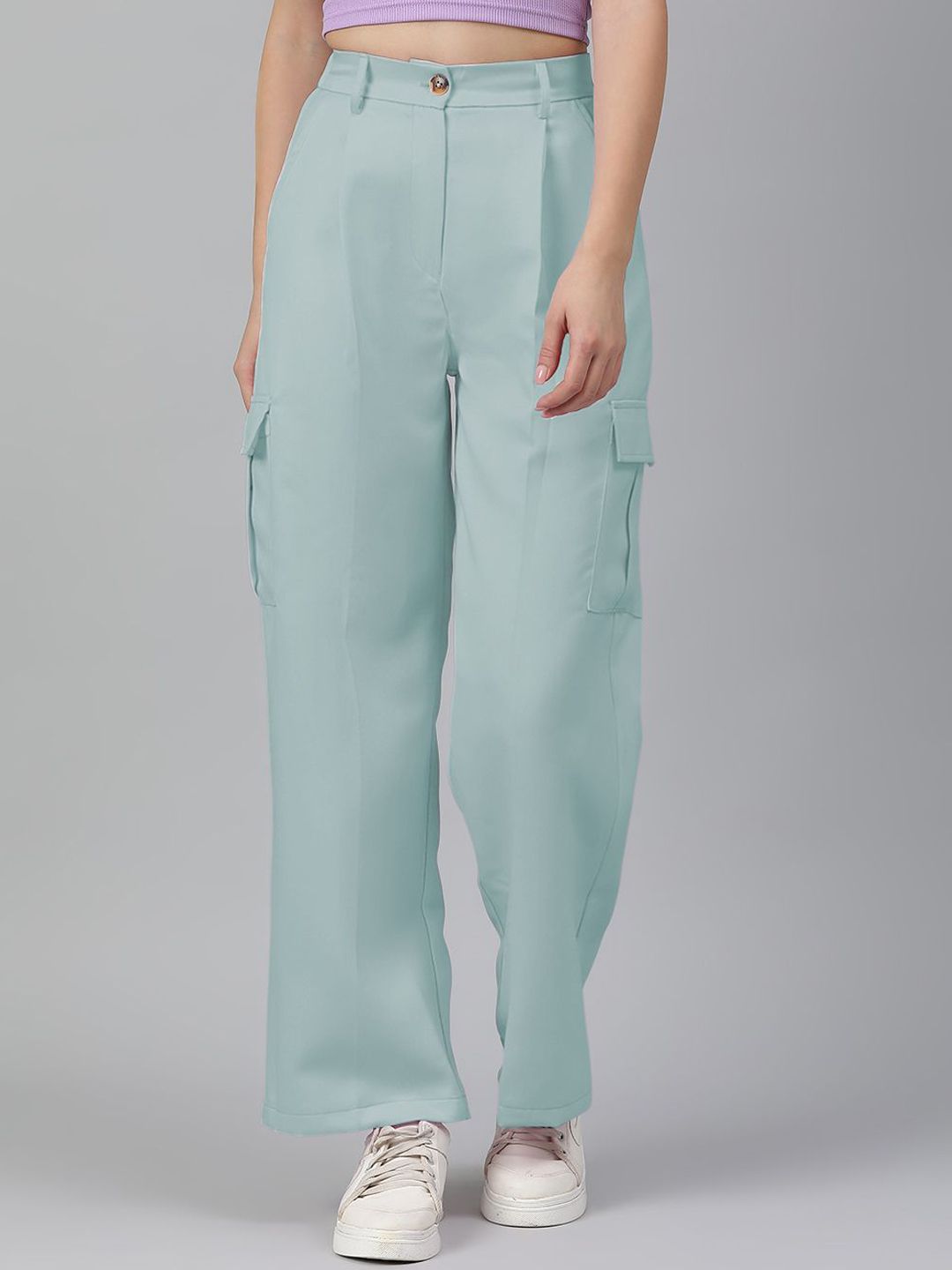 Kotty Women Relaxed Straight Leg Straight Fit High-Rise Easy Wash Pleated Cargos Trousers