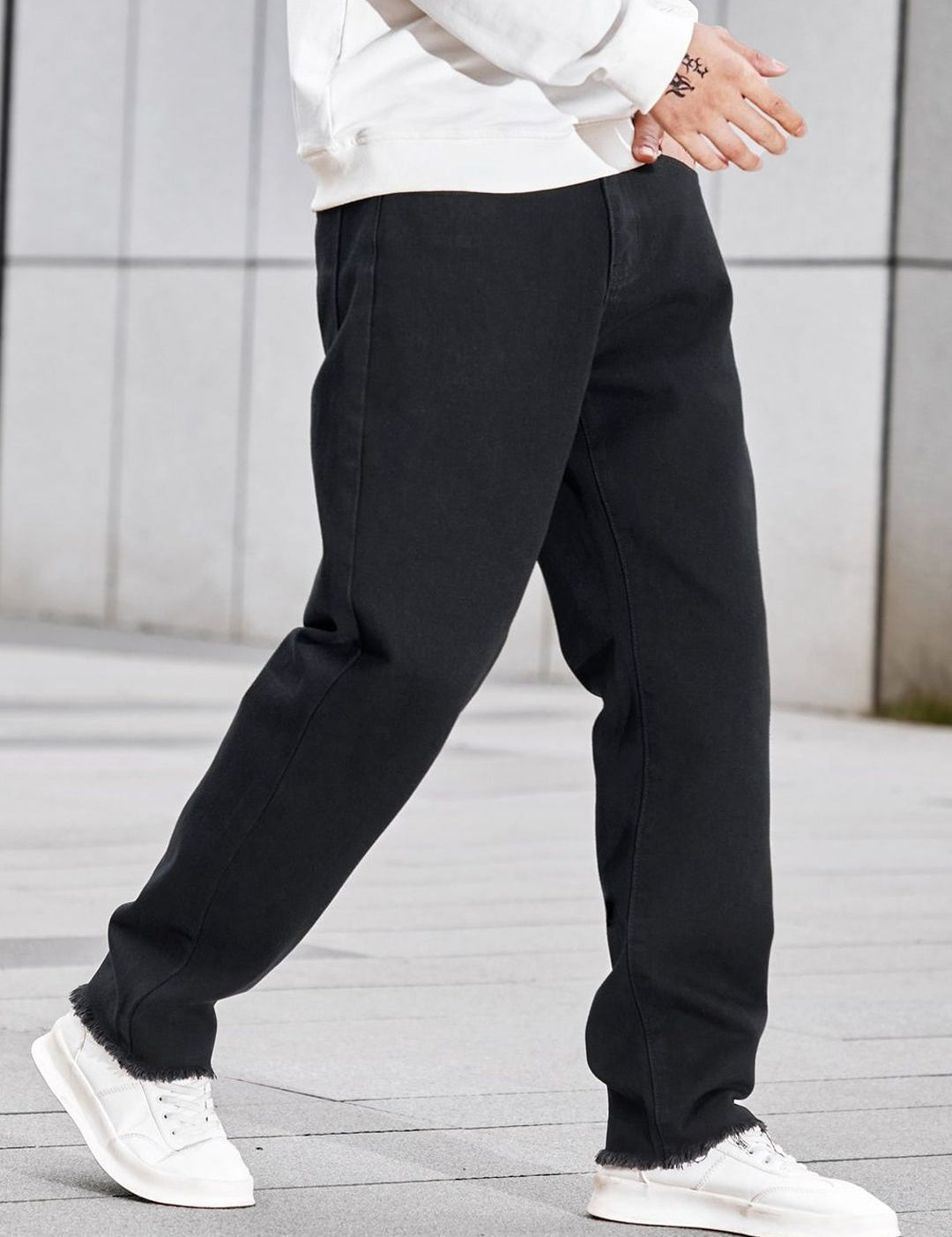 Kotty Men Low-Rise Stretchable Jeans