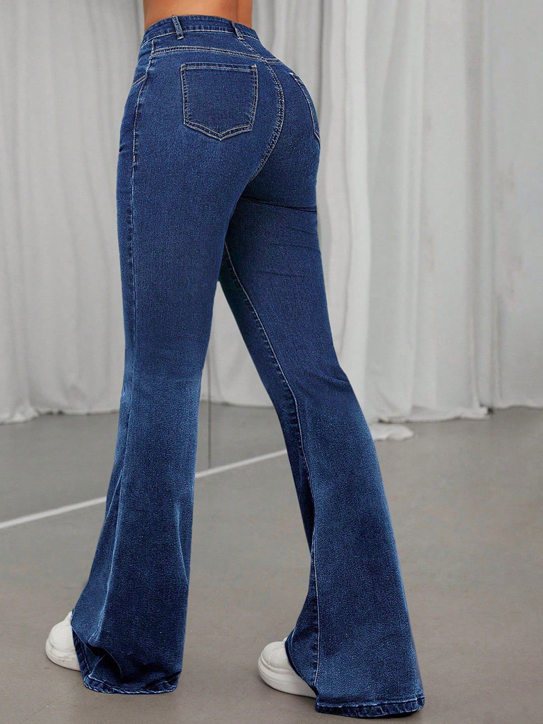 Kotty Women Bootcut Mid-Rise Stretchable Jeans