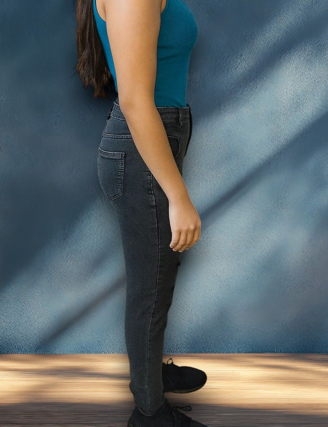 Kotty Women Regular Fit High-Rise Low Distress Light Fade Stretchable Jeans