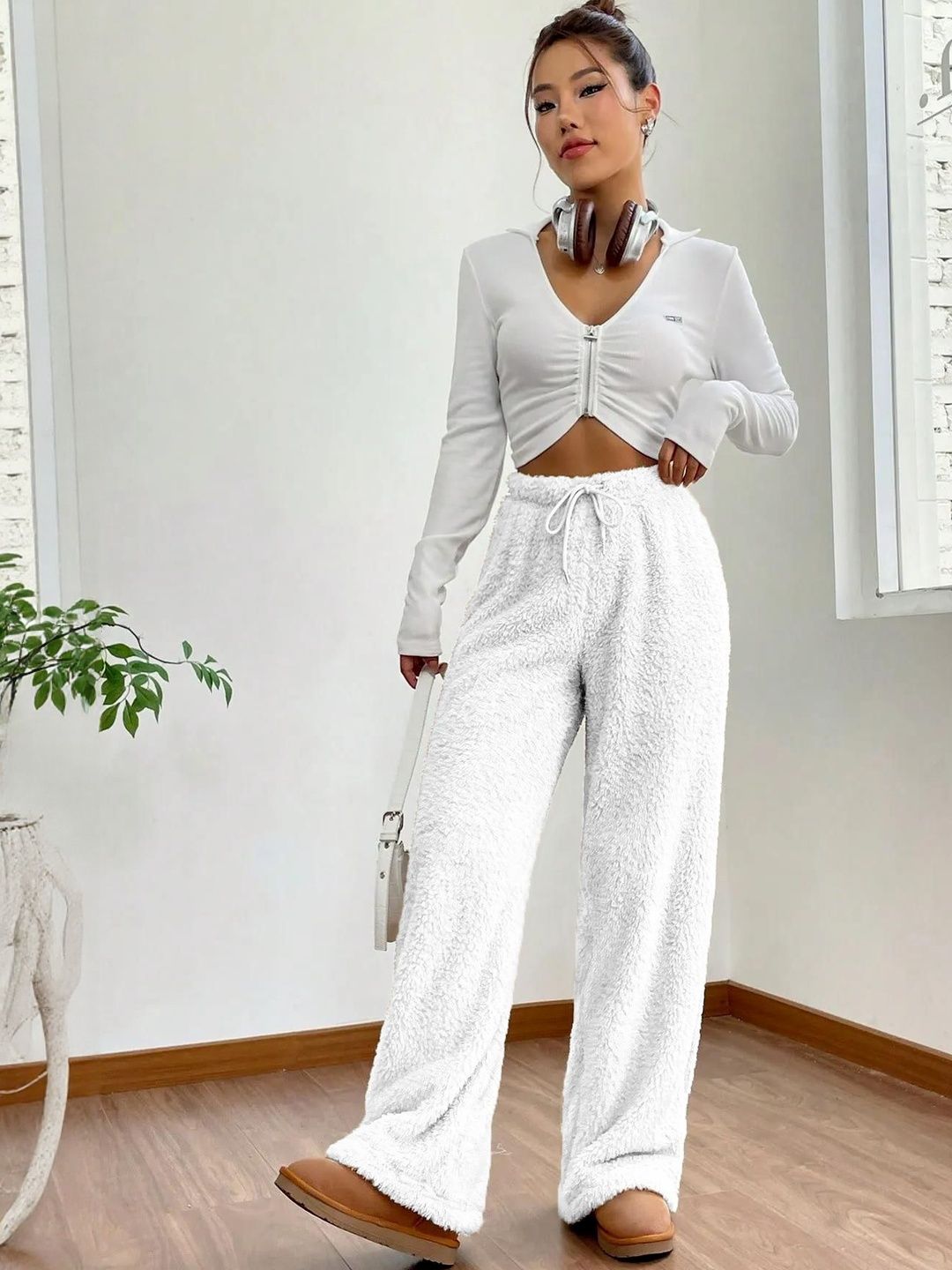 Kotty Women High-Rise Faux Fur Easy Wash Wide Leg Trousers