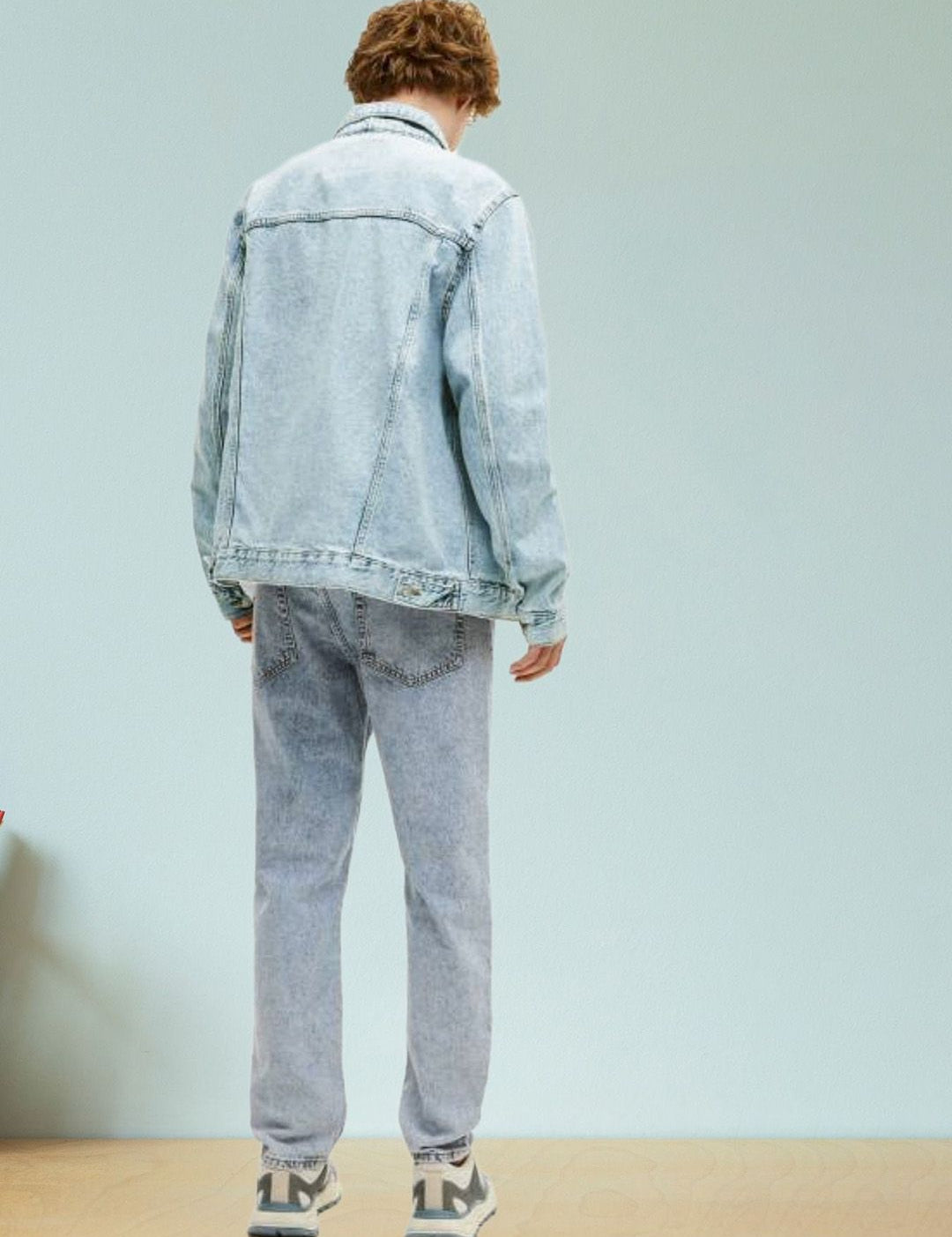 Kotty Men Spread Collar Washed Solid Denim Jacket