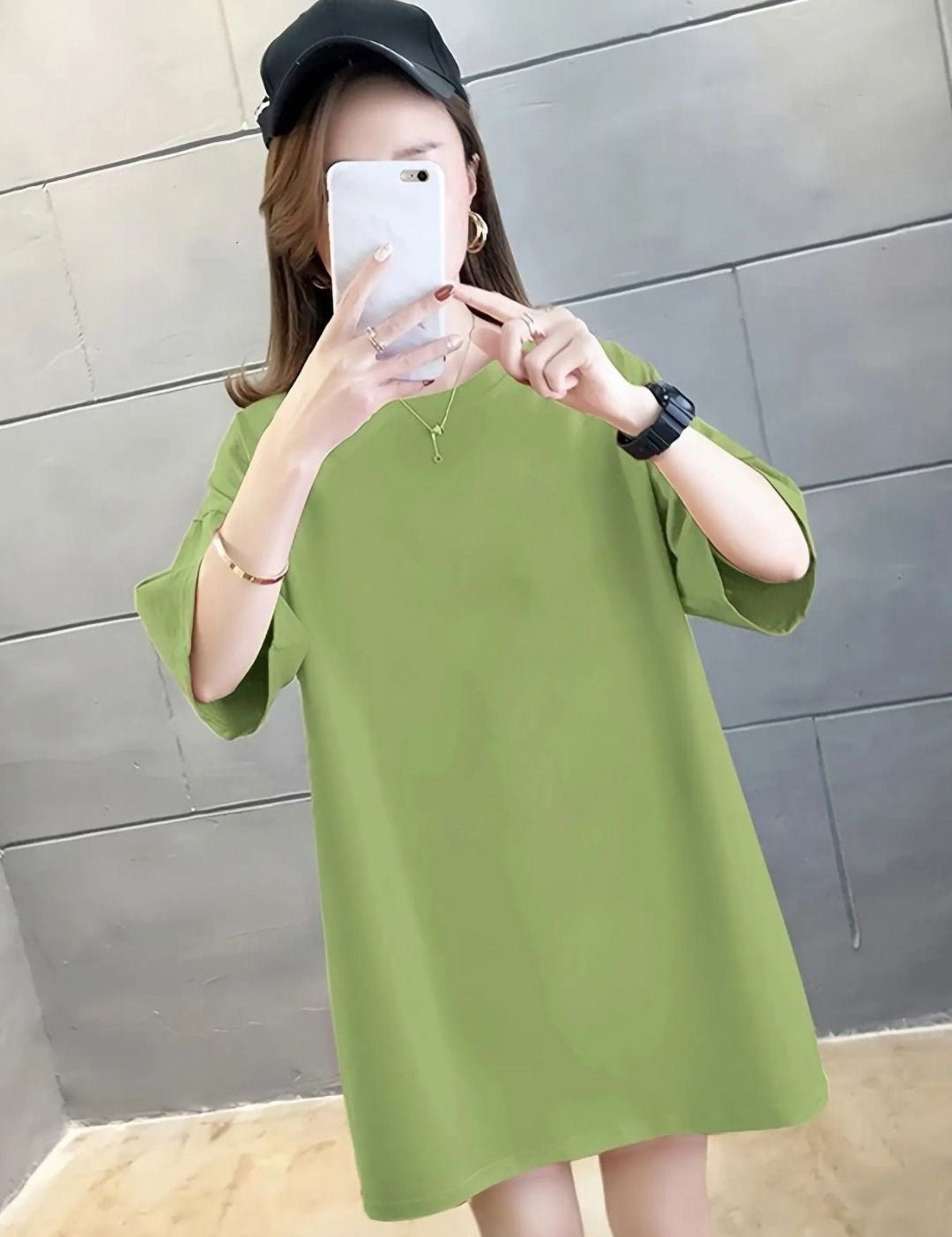 Kotty Round Neck Drop-Shoulder Sleeves Oversized T-shirt