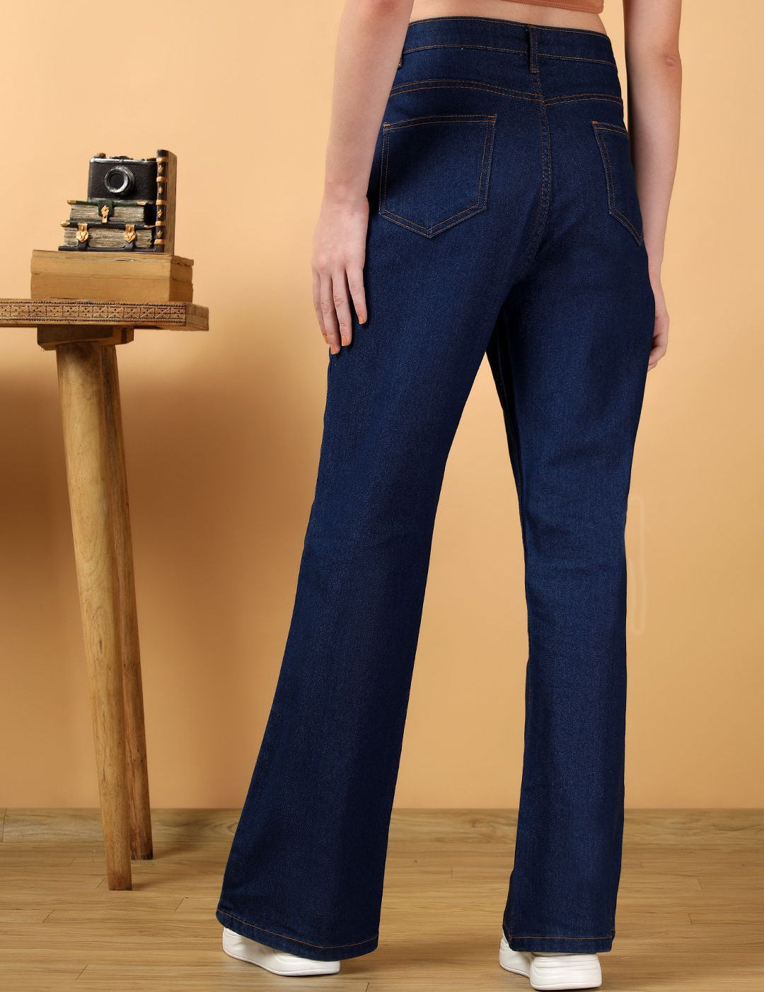 Kotty Women Jean Bootcut High-Rise Stretchable Jeans