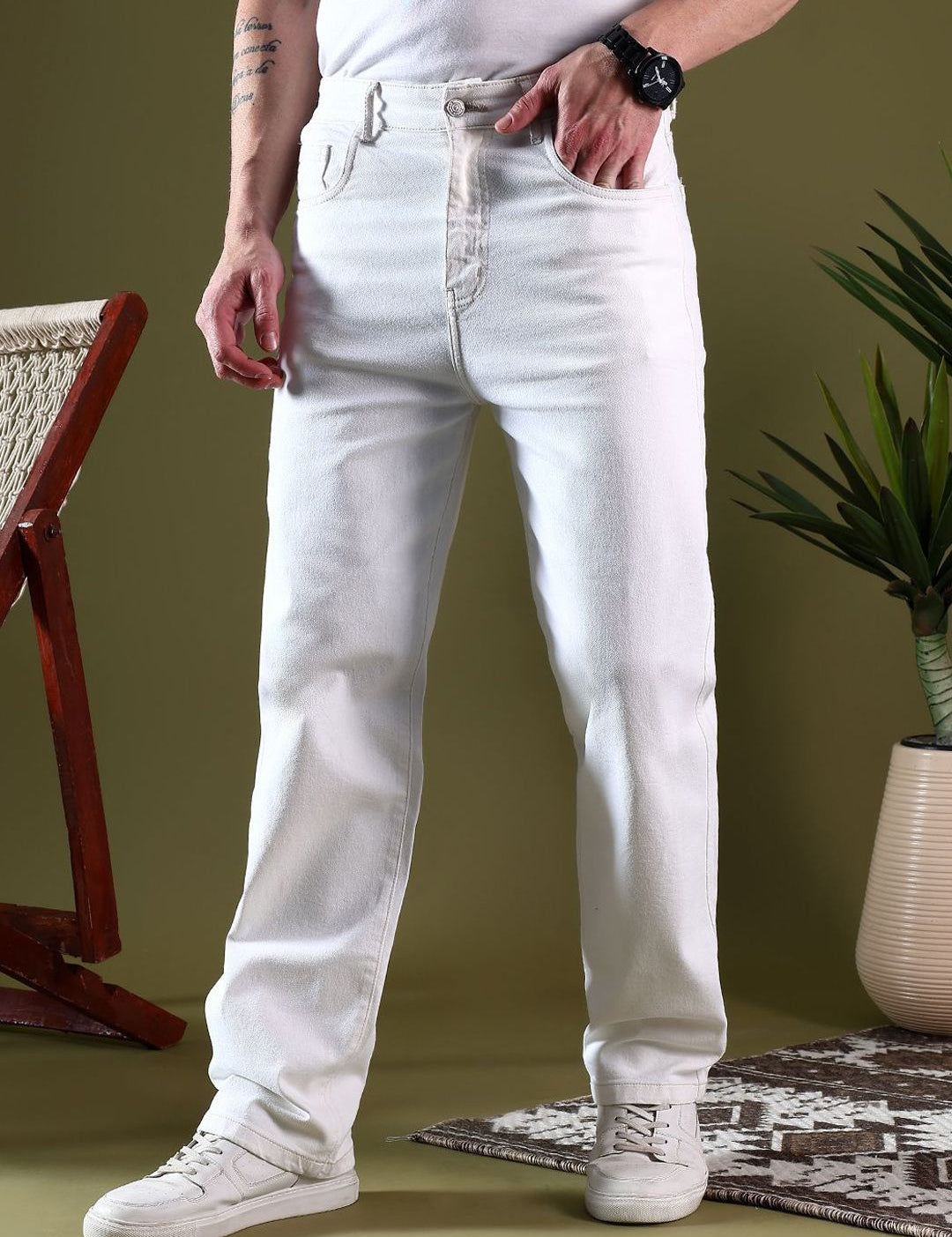 Kotty Men Jean Low-Rise Light Fade Stretchable Jeans