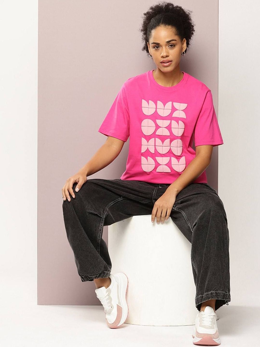 Kotty Geometric Printed Oversized T-shirt
