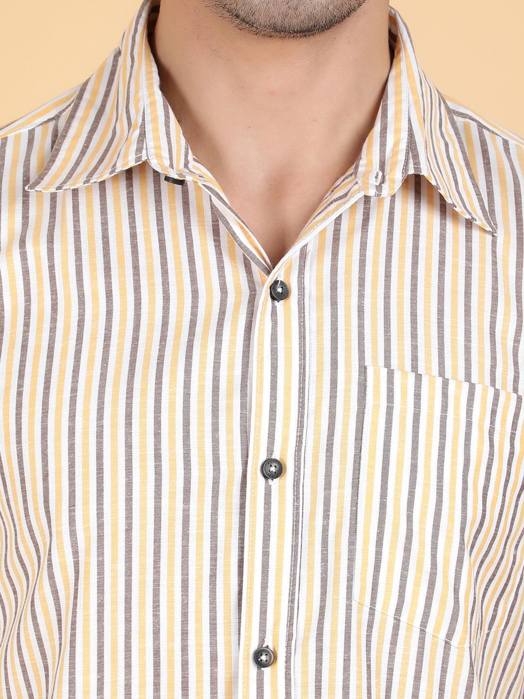 Kotty Men Relaxed Spread Collar Graphic Printed Casual Shirt